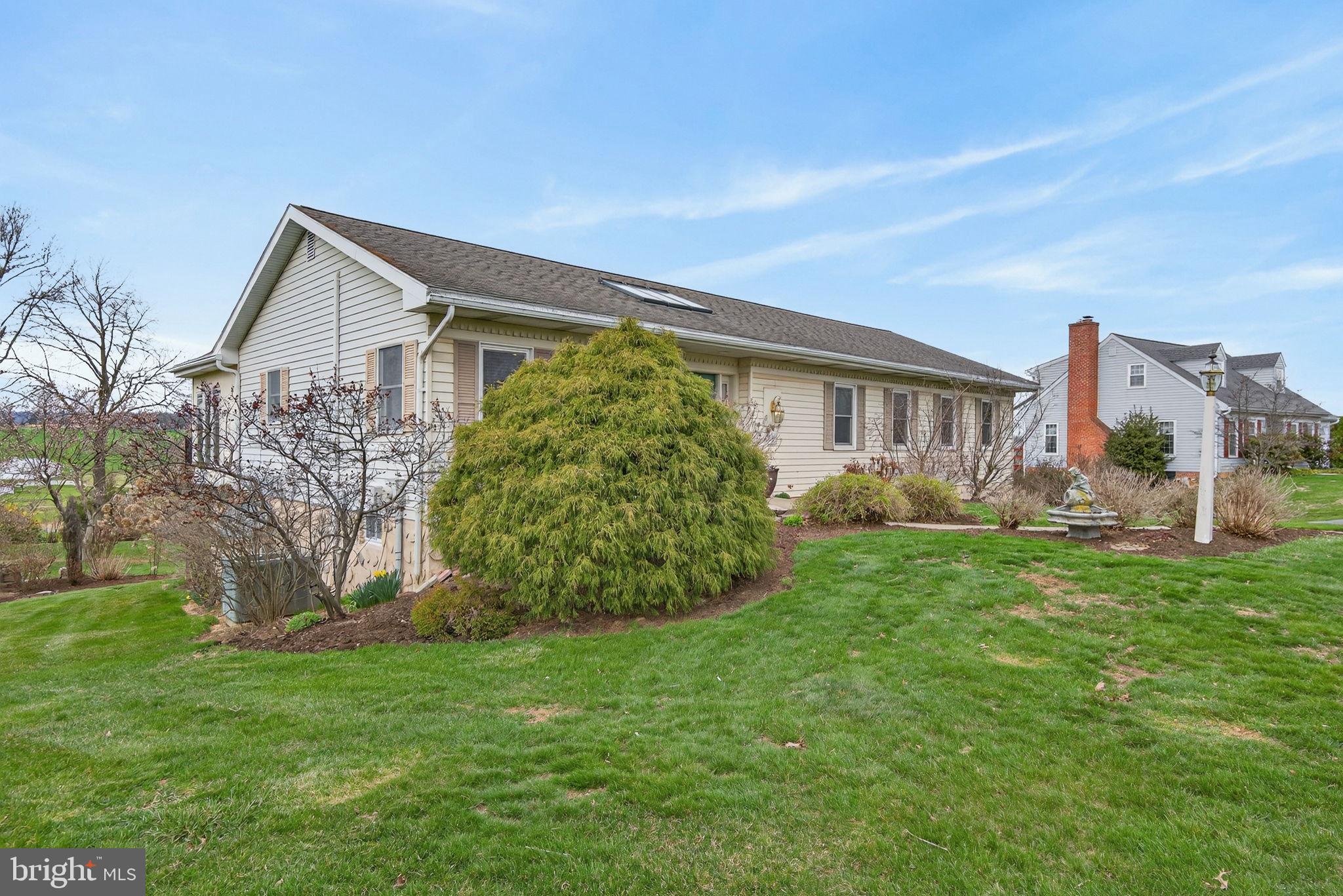 HI VIEW ESTATES - Residential