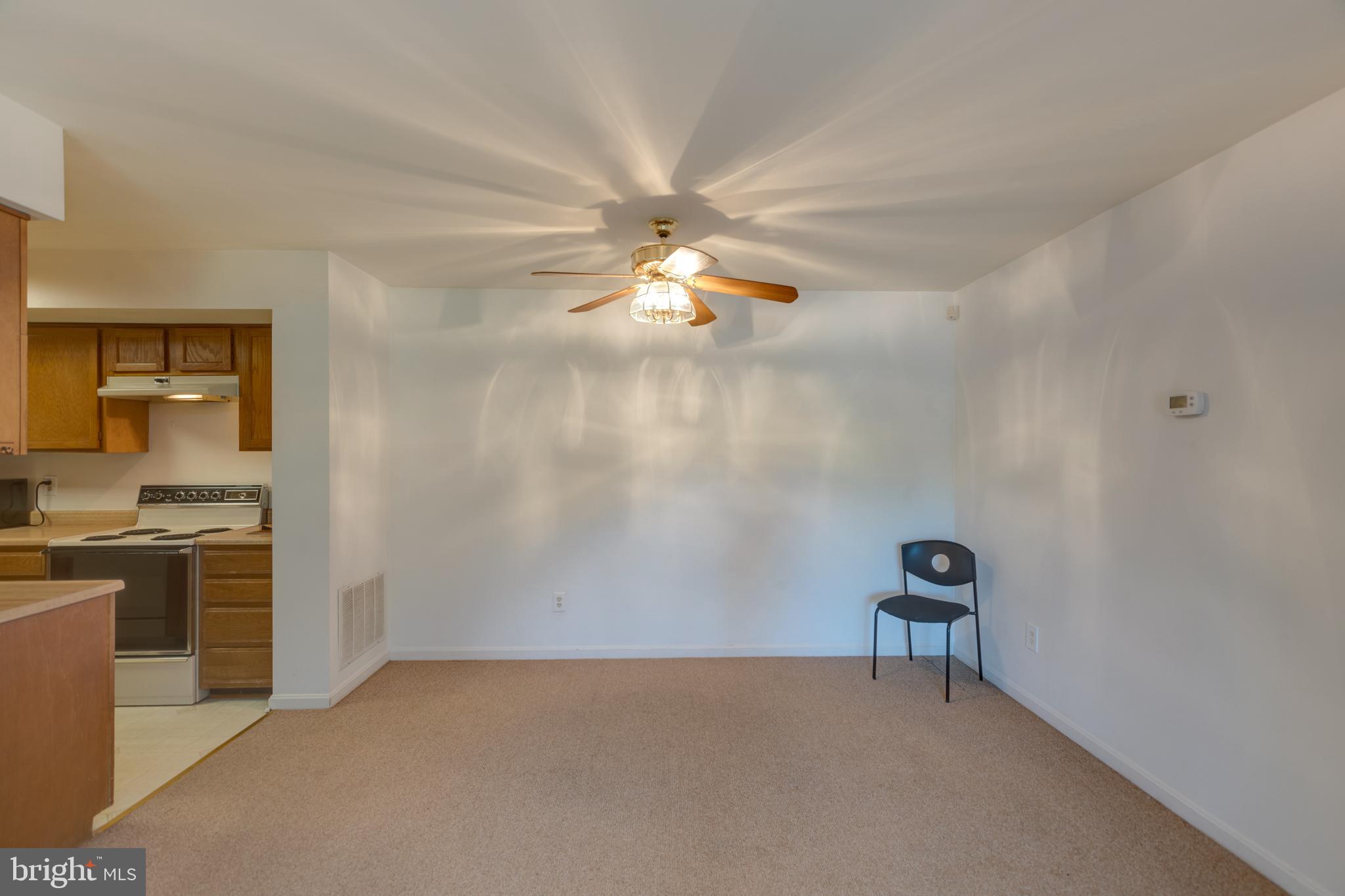 ESSEX HOUSE - Residential Lease
