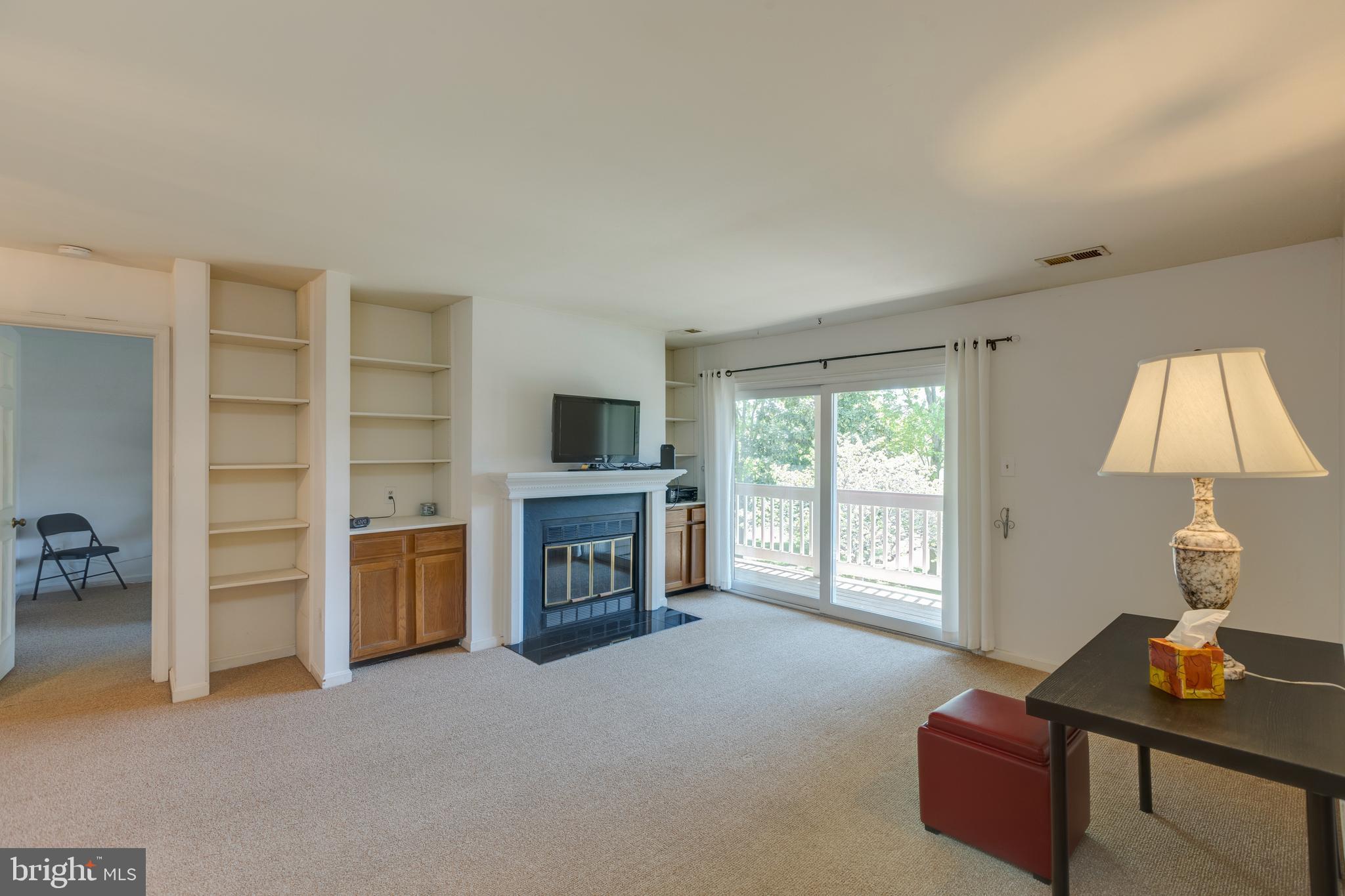 ESSEX HOUSE - Residential Lease