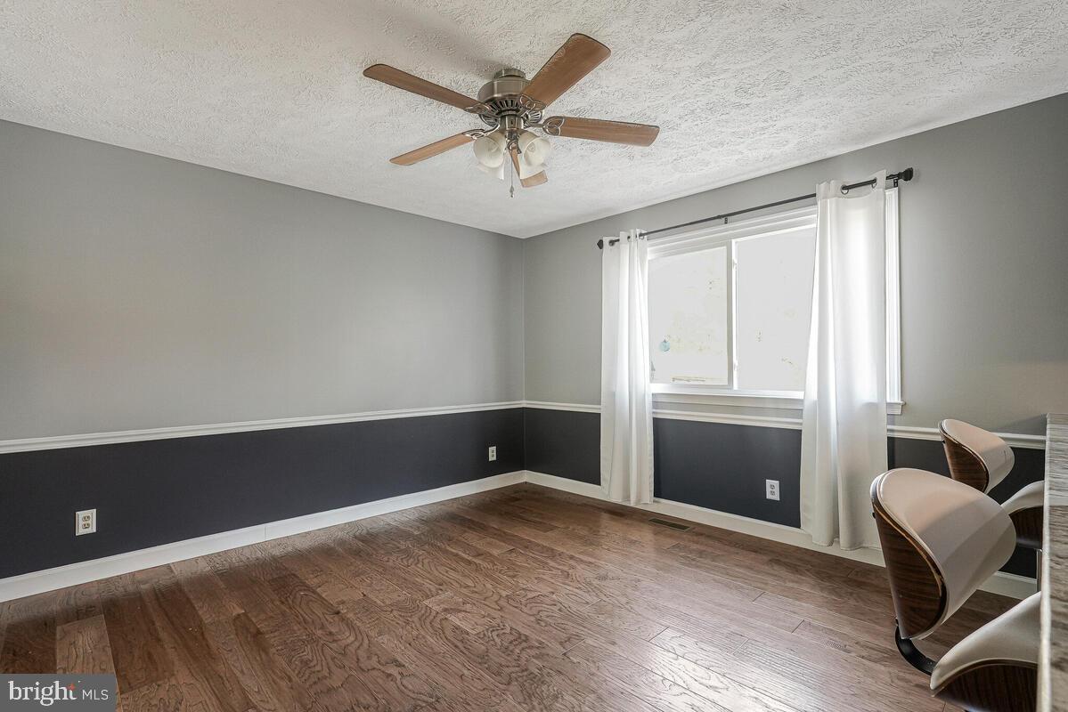 PINE GROVE ESTATES - Residential