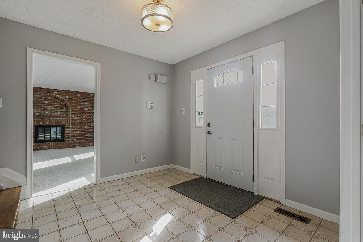 PINE GROVE ESTATES - Residential