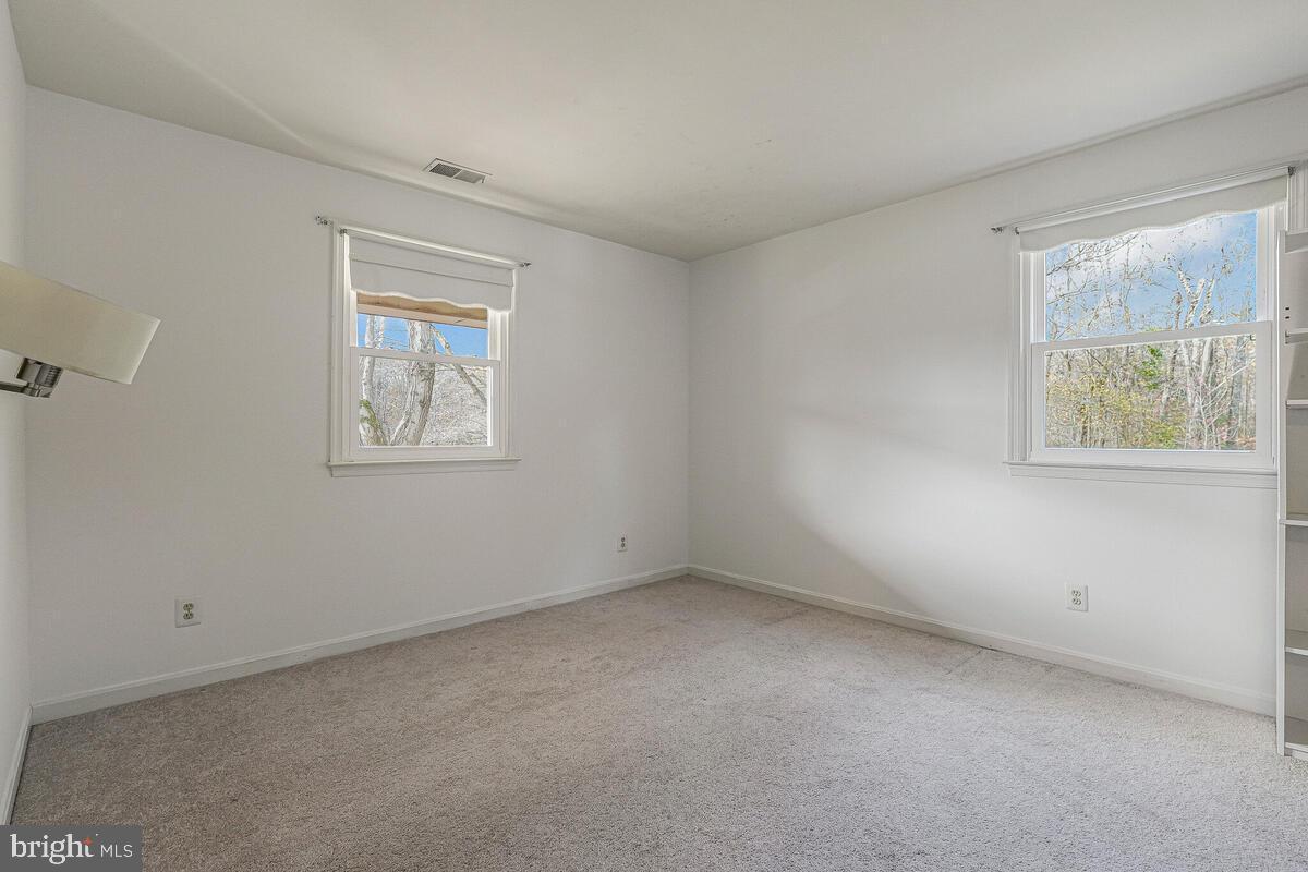 PINE GROVE ESTATES - Residential