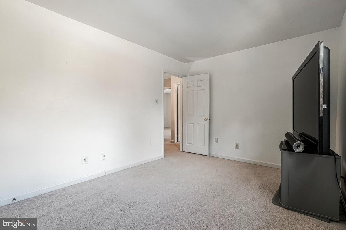 PINE GROVE ESTATES - Residential