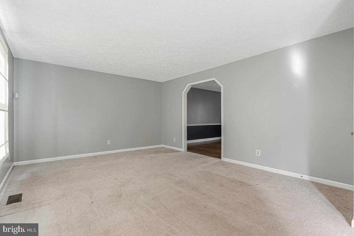 PINE GROVE ESTATES - Residential