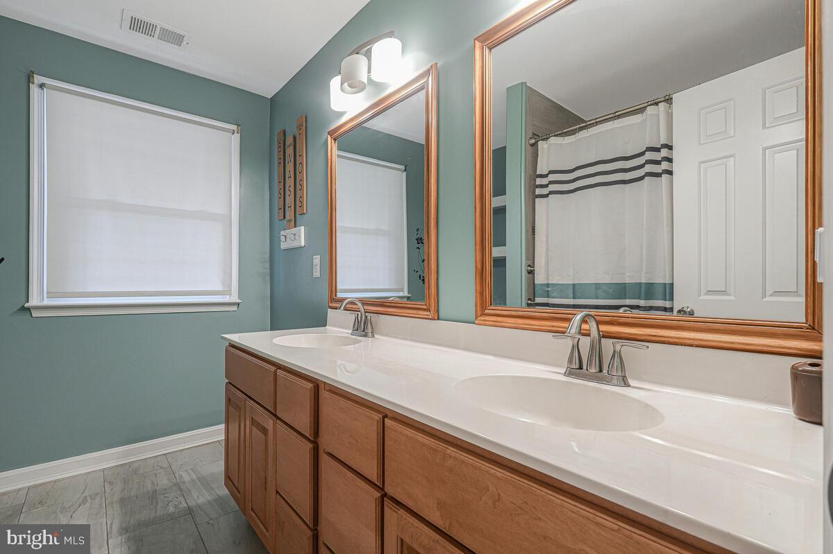 PINE GROVE ESTATES - Residential