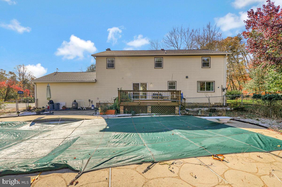 PINE GROVE ESTATES - Residential