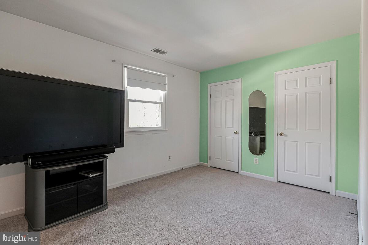 PINE GROVE ESTATES - Residential