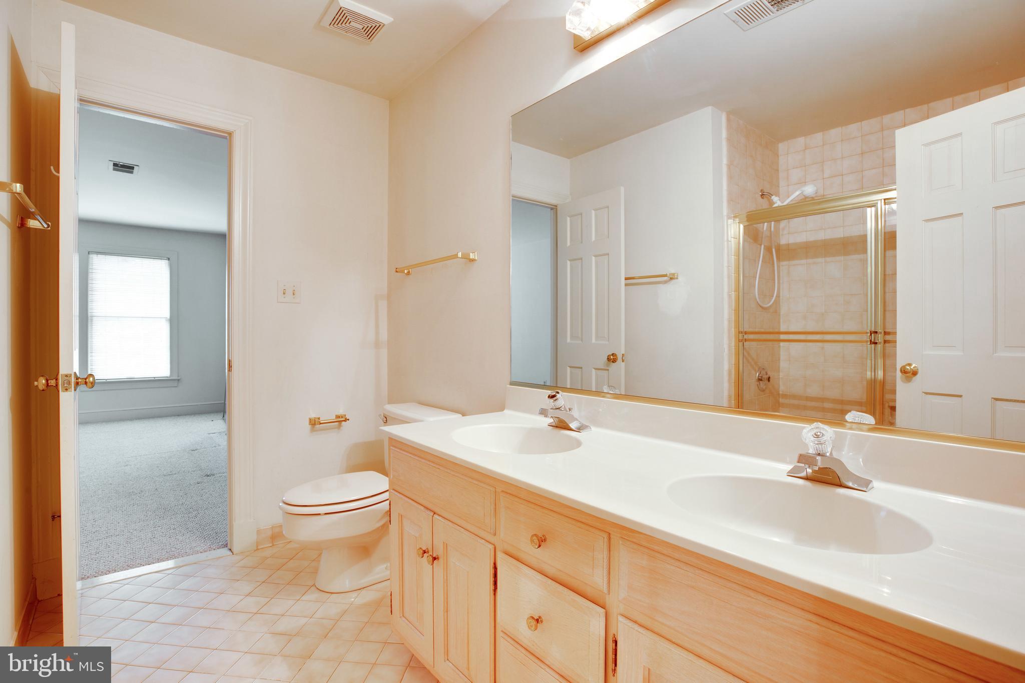 LINGANORE - Residential