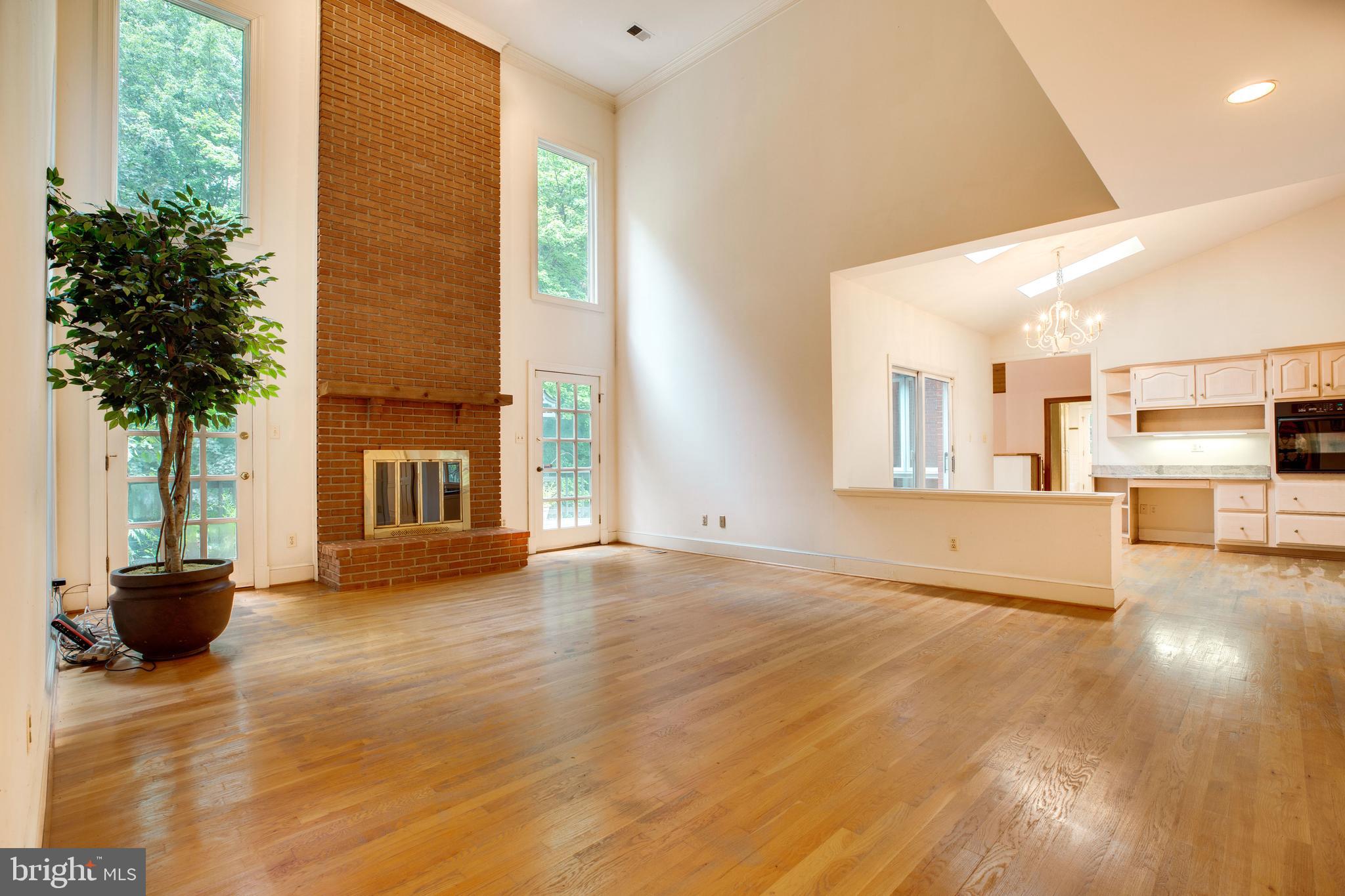 LINGANORE - Residential