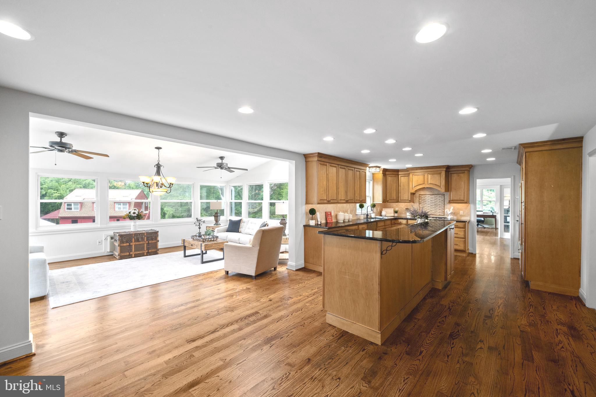 RADNOR HUNT - Residential