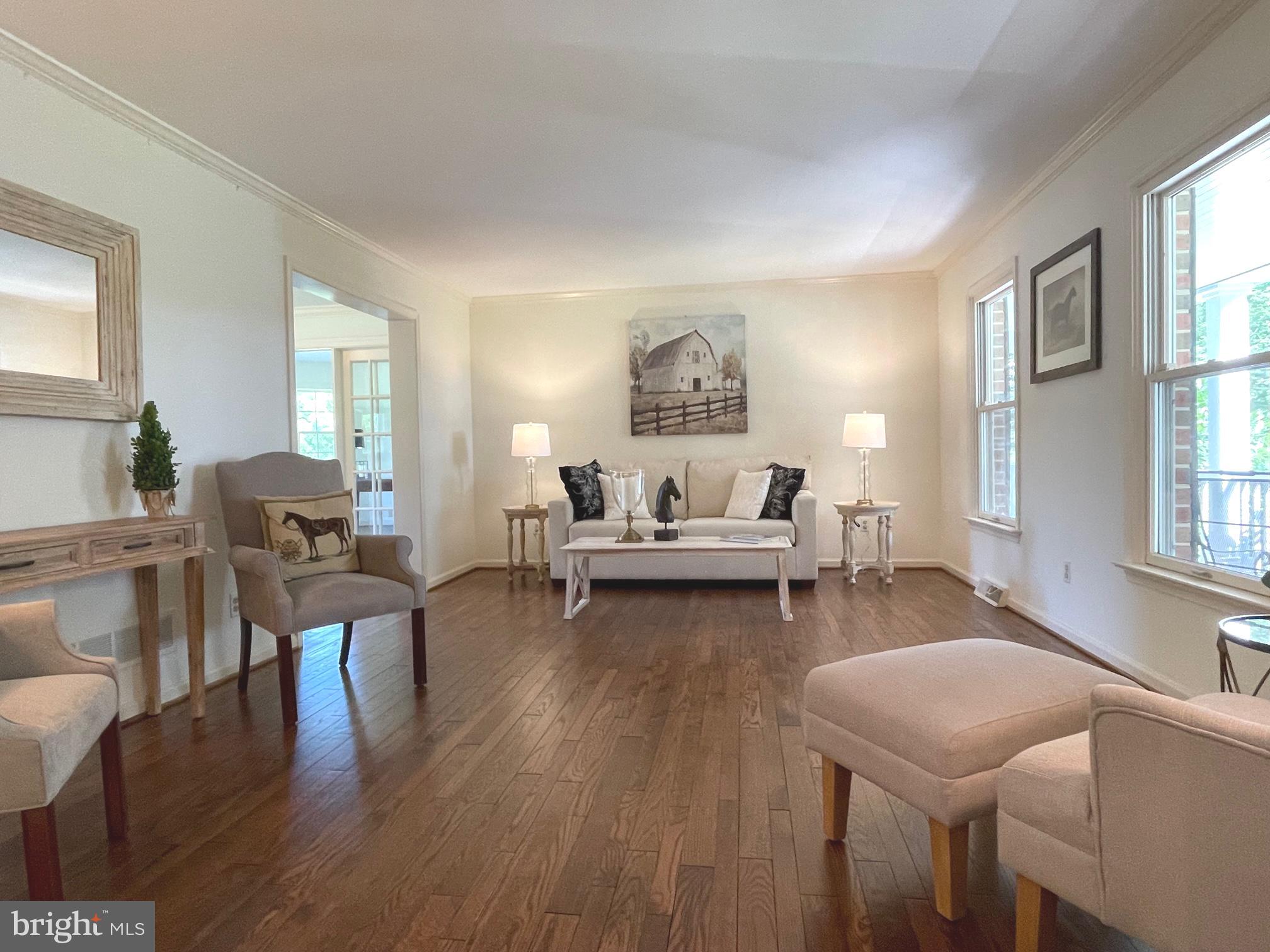 RADNOR HUNT - Residential