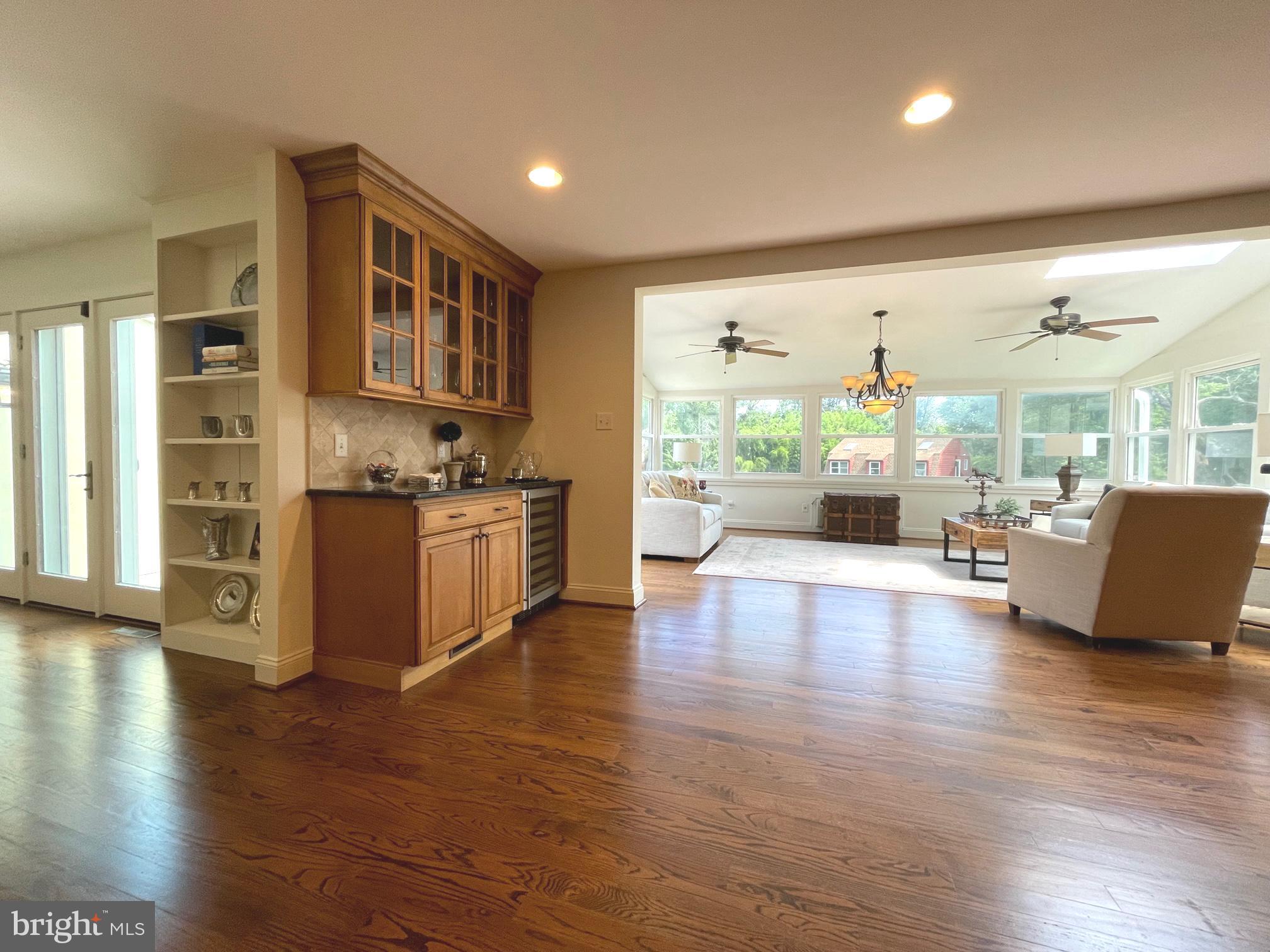 RADNOR HUNT - Residential