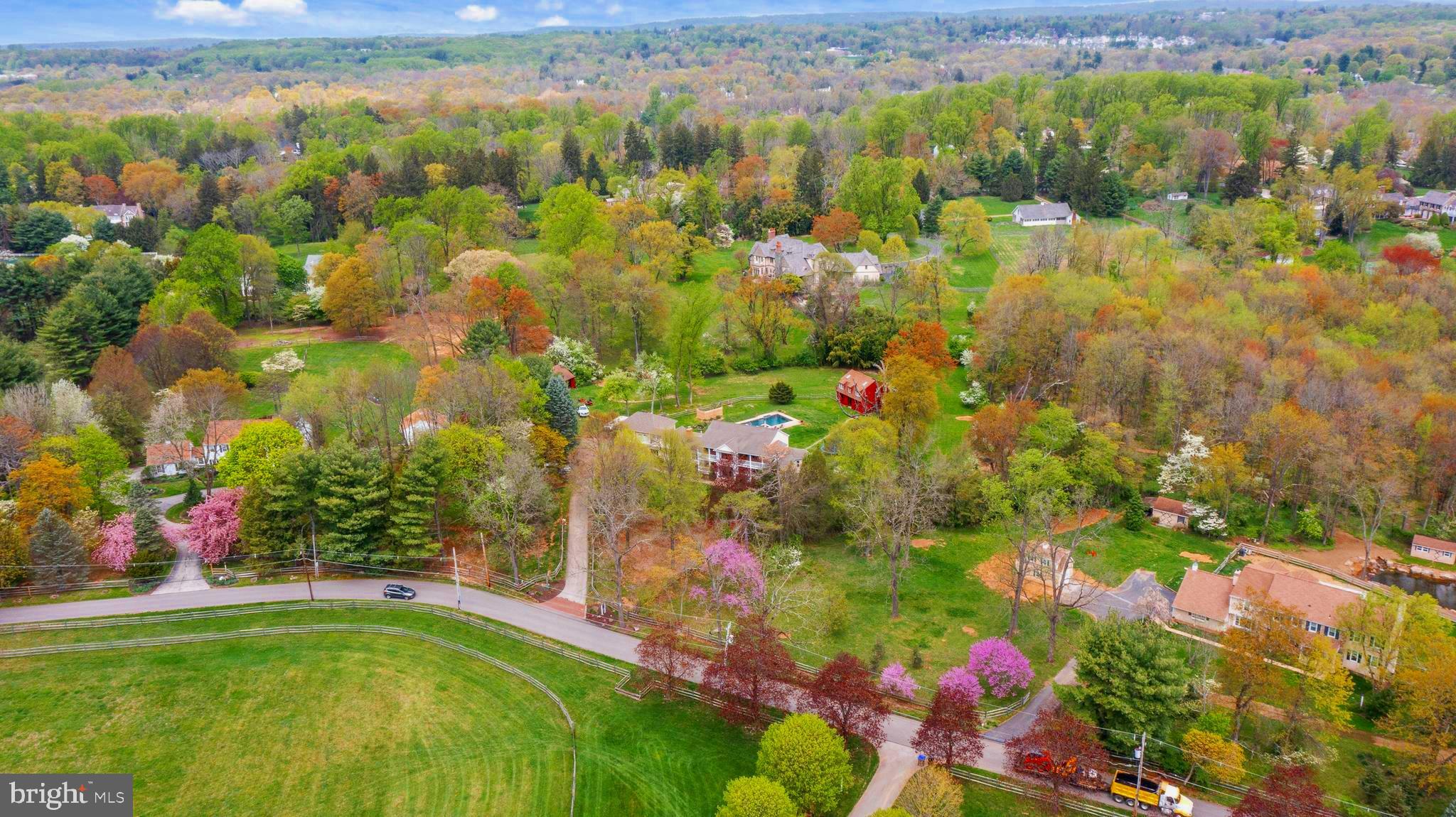 RADNOR HUNT - Residential