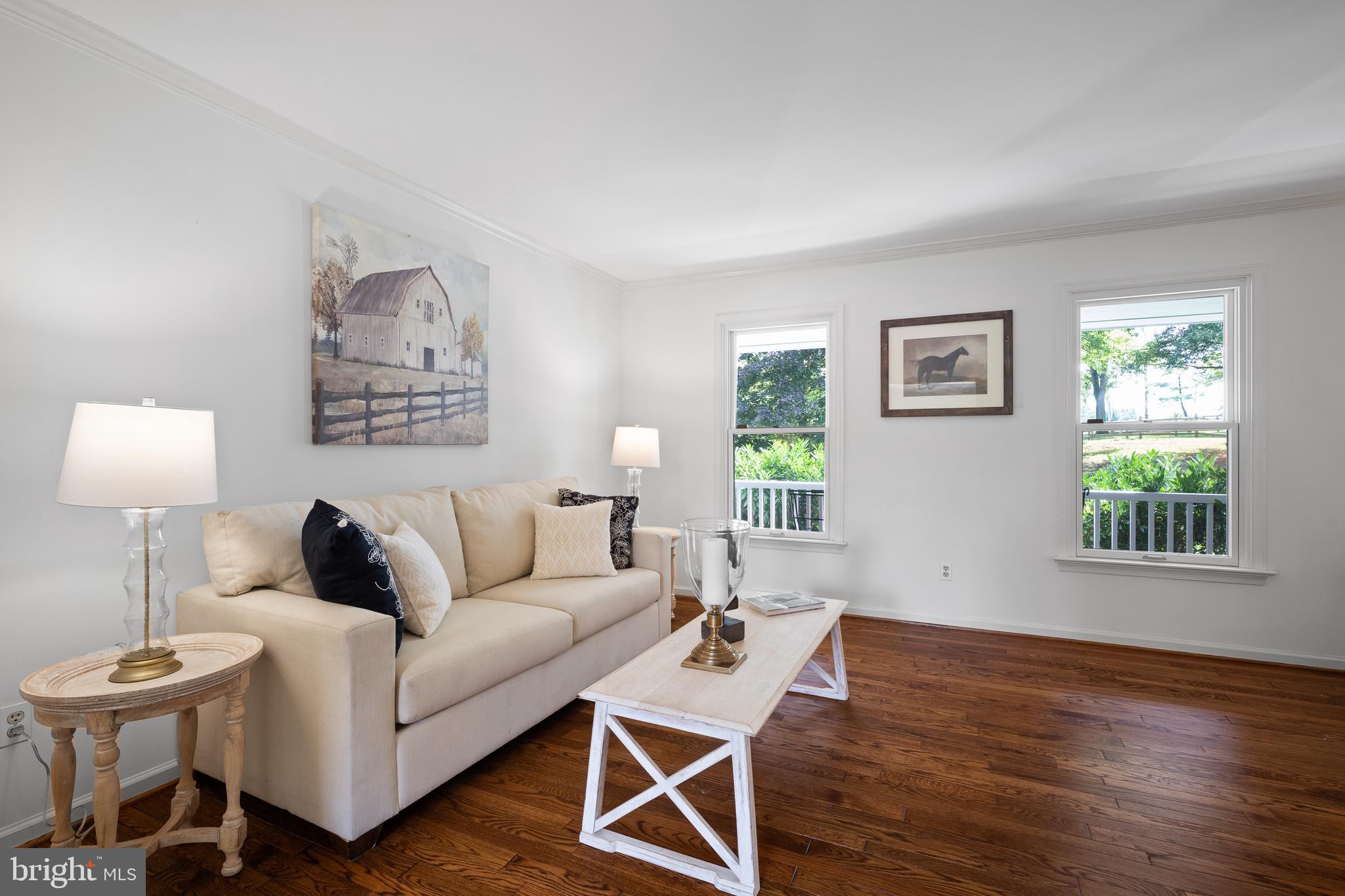 RADNOR HUNT - Residential