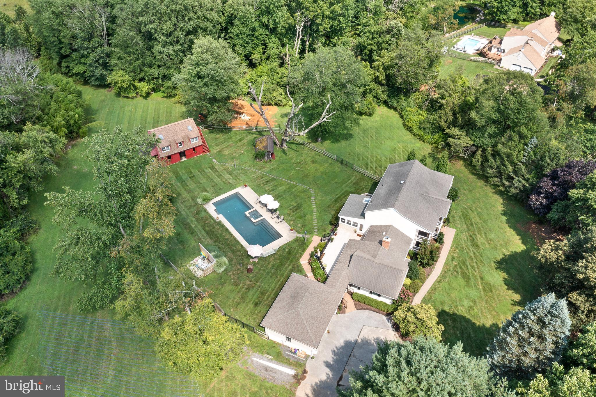 RADNOR HUNT - Residential