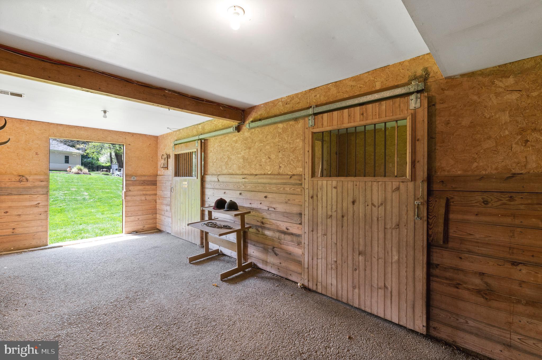 RADNOR HUNT - Residential