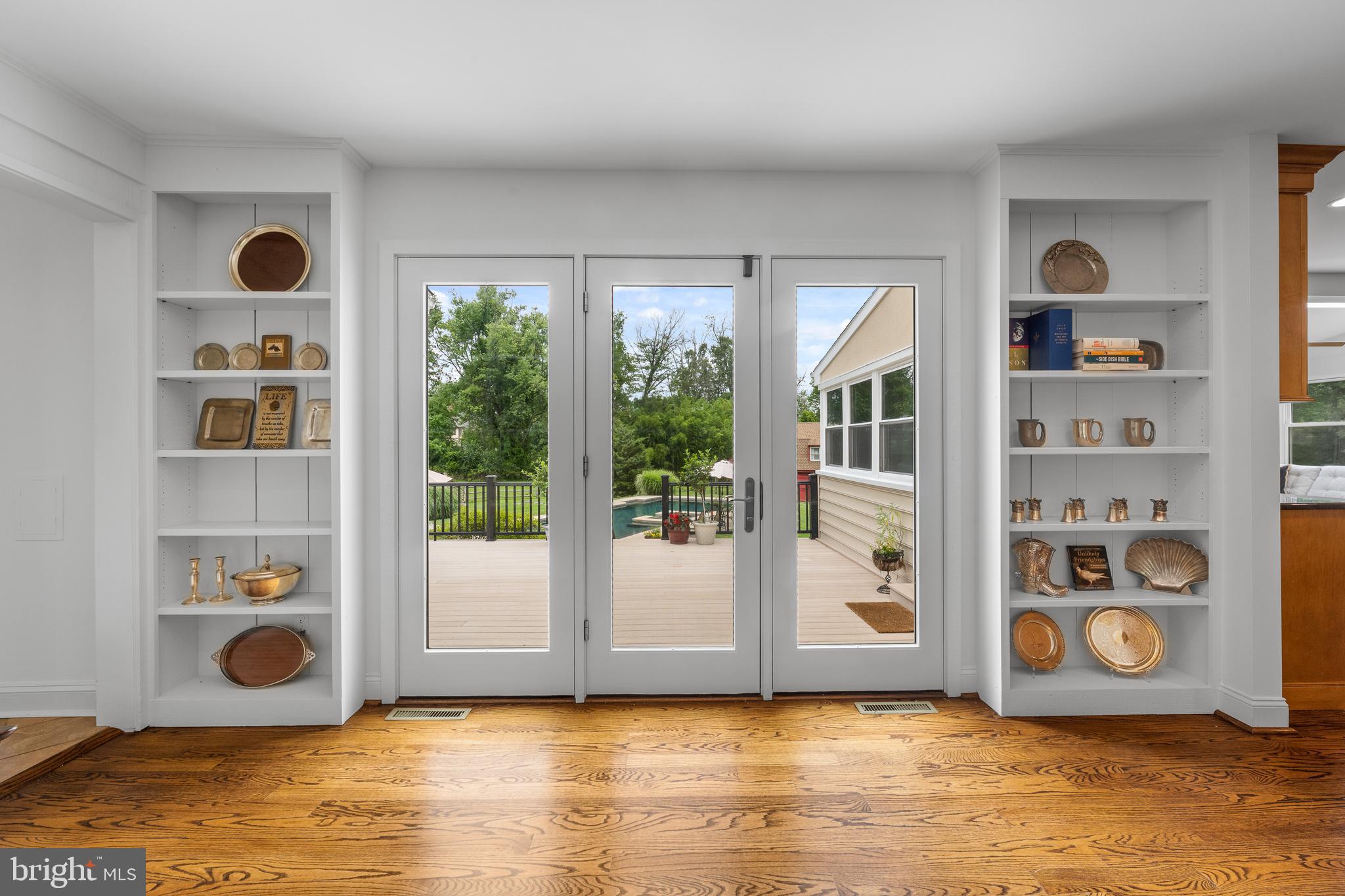 RADNOR HUNT - Residential