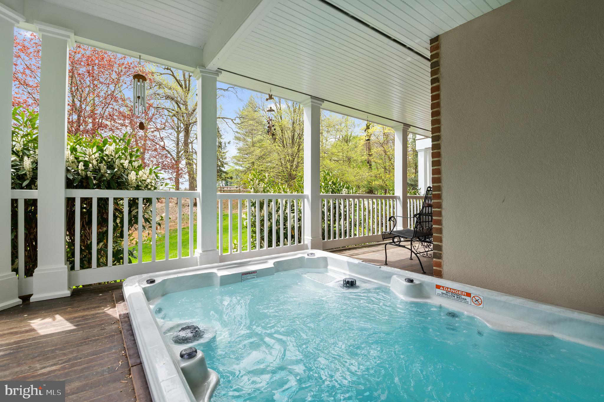 RADNOR HUNT - Residential