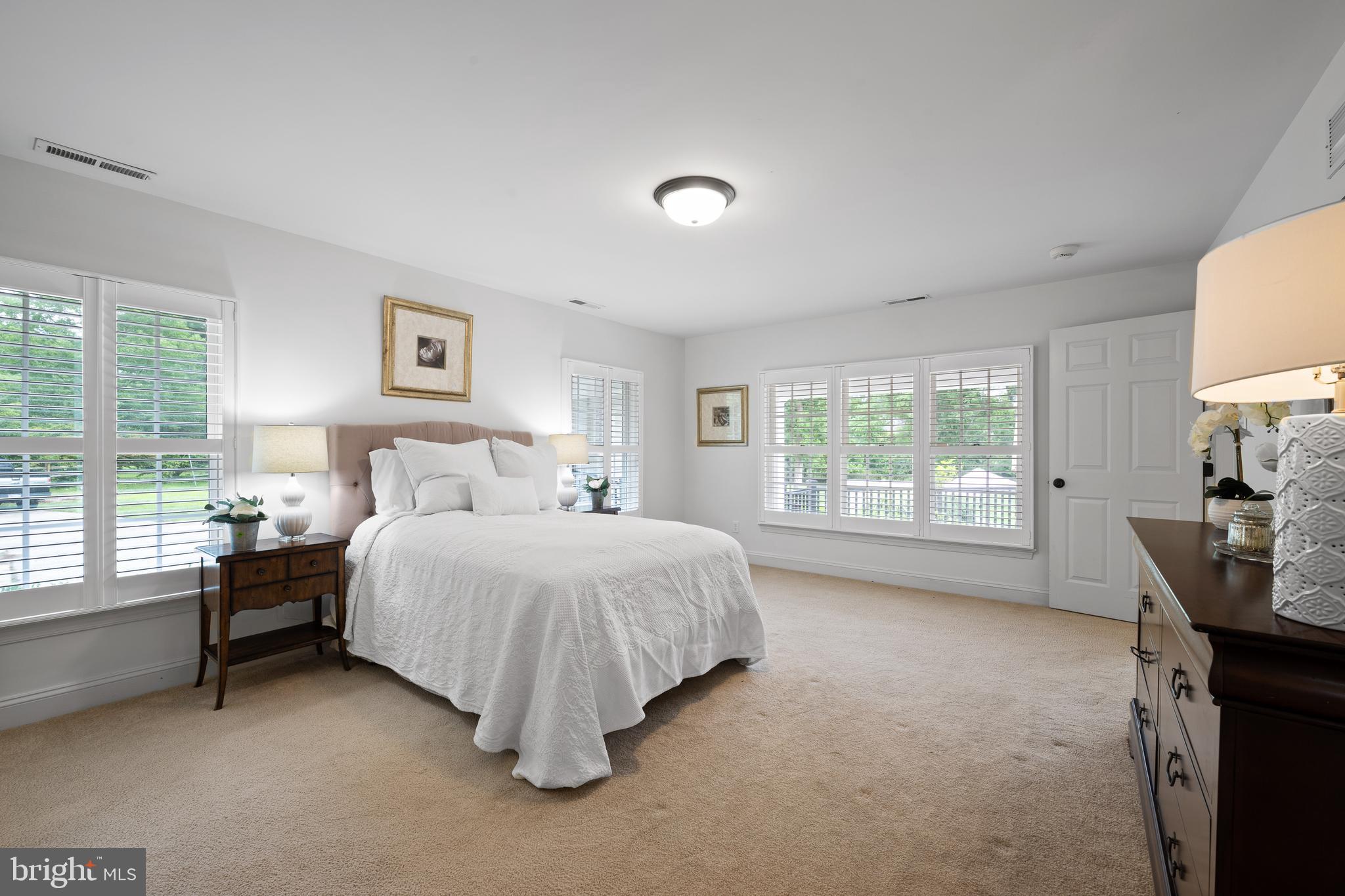 RADNOR HUNT - Residential