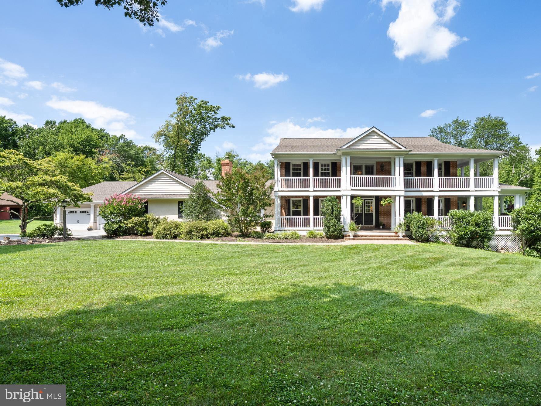 RADNOR HUNT - Residential