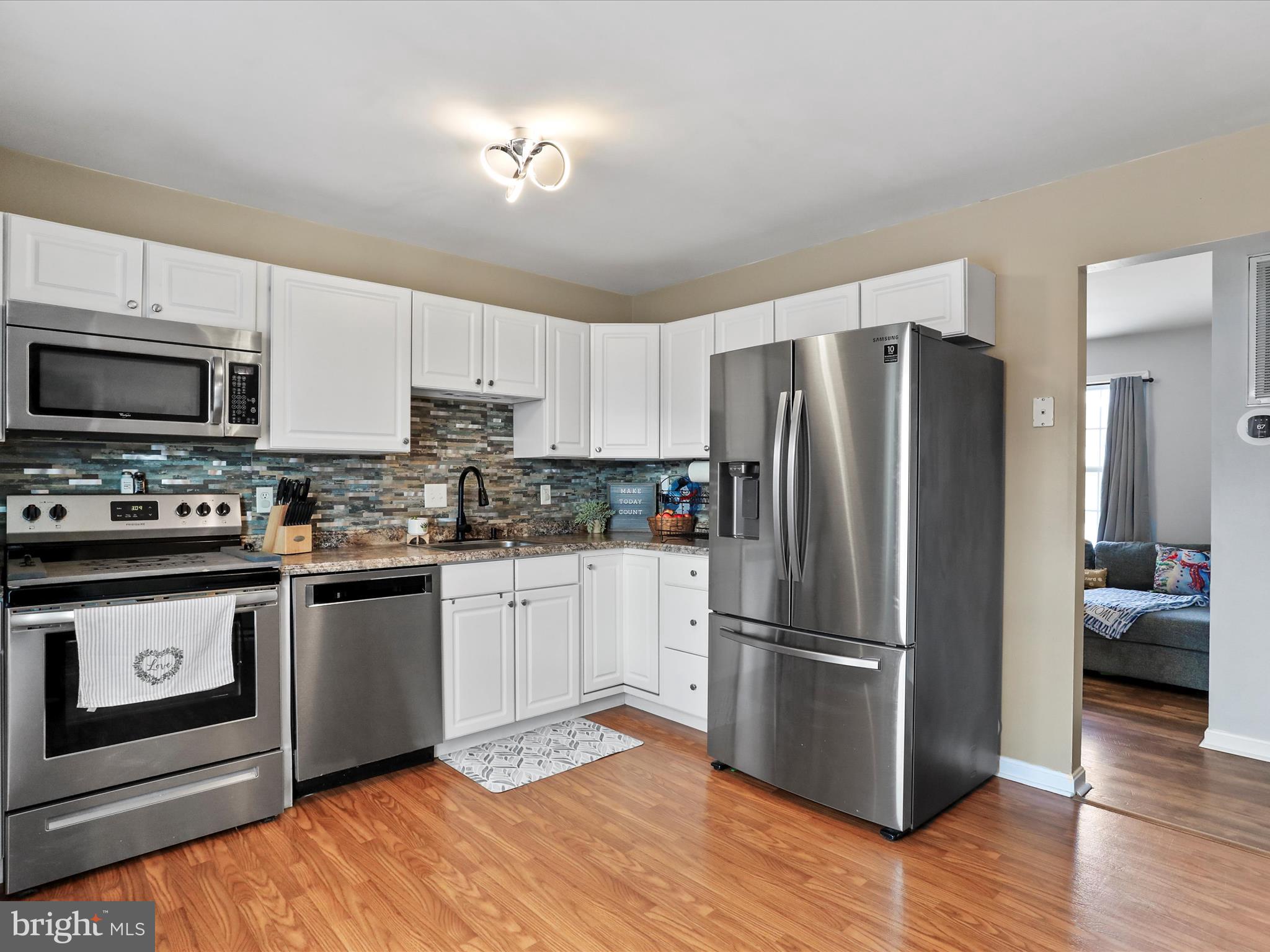 SUMMER HILL - Residential