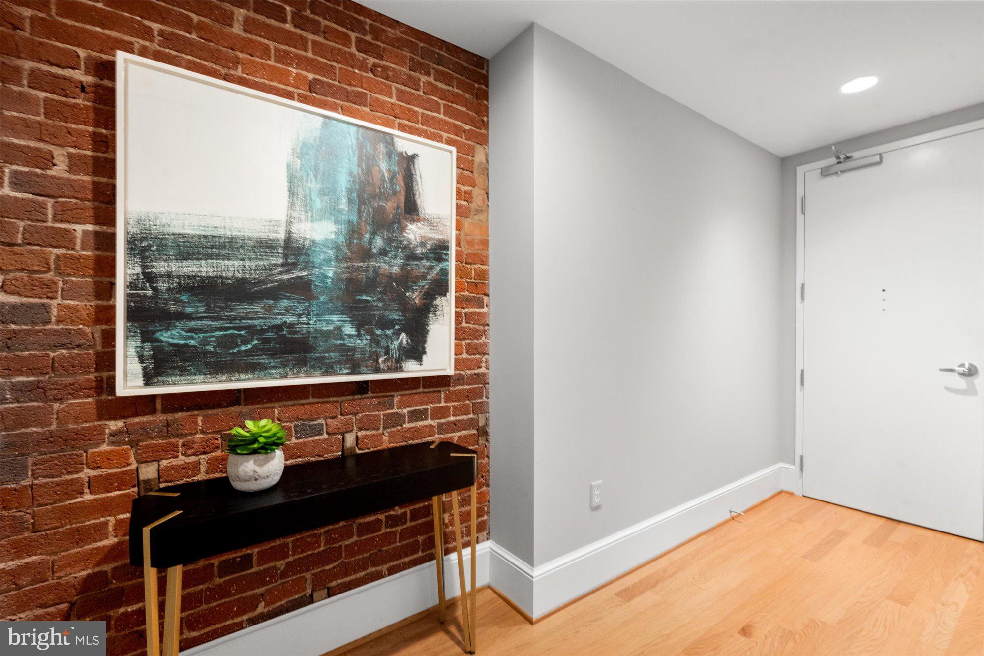 2035 2ND STREET NW G202