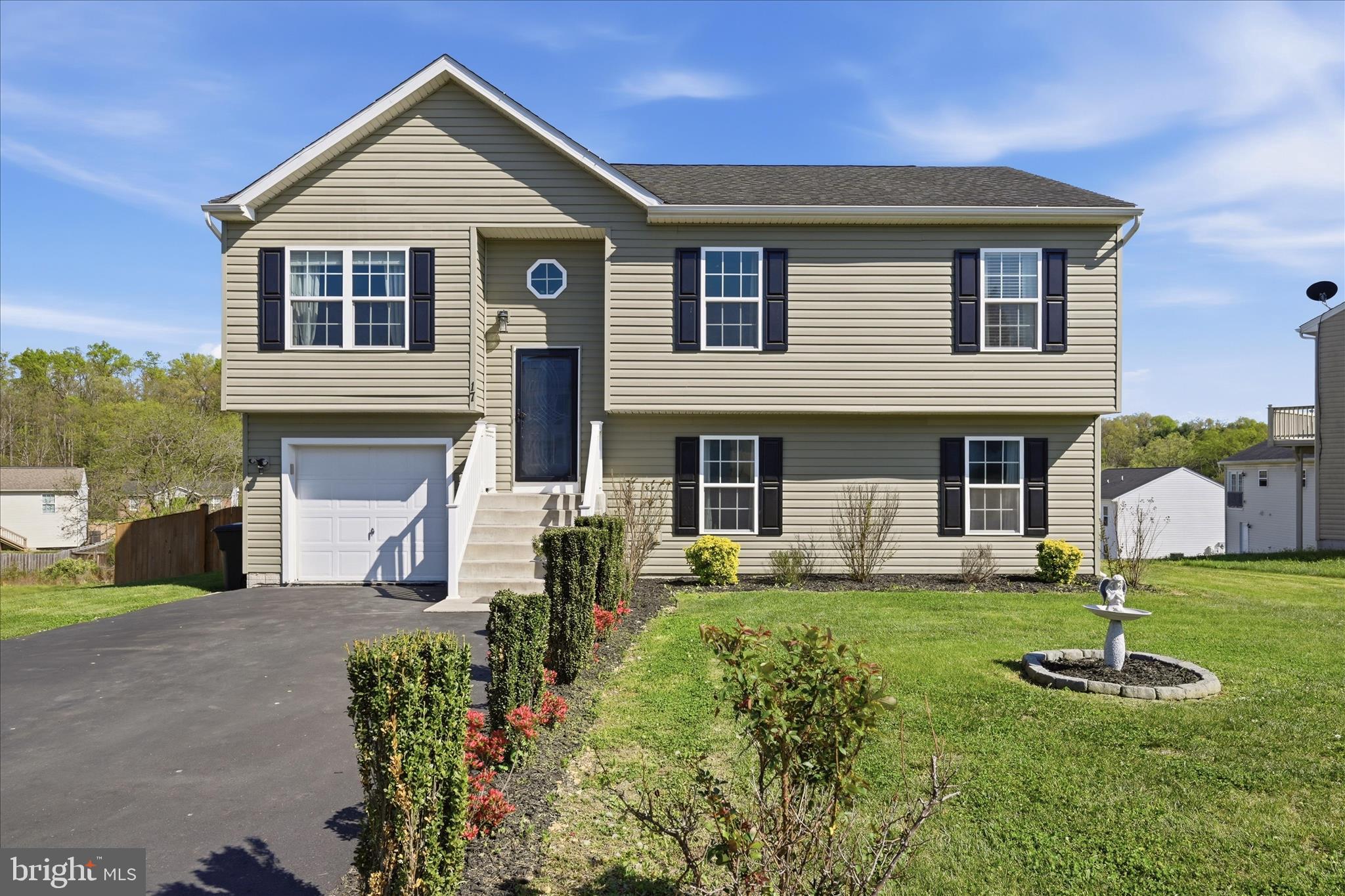 INWOOD MEADOWS - Residential