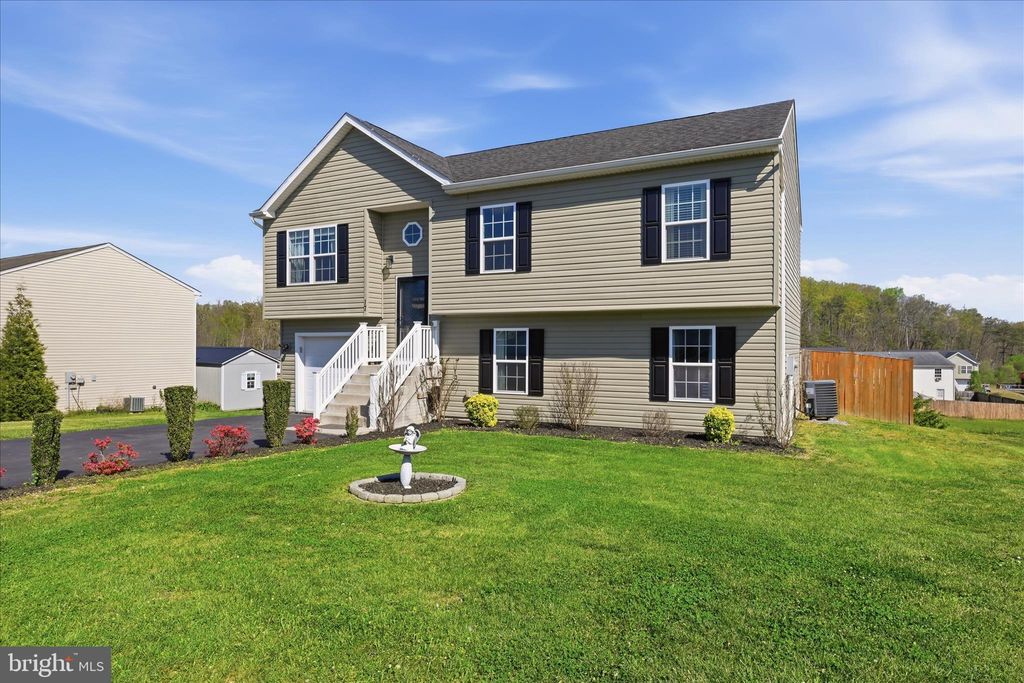 Photo of 17 Mckinley Court, INWOOD, WV 25428 (MLS # WVBE2050320)