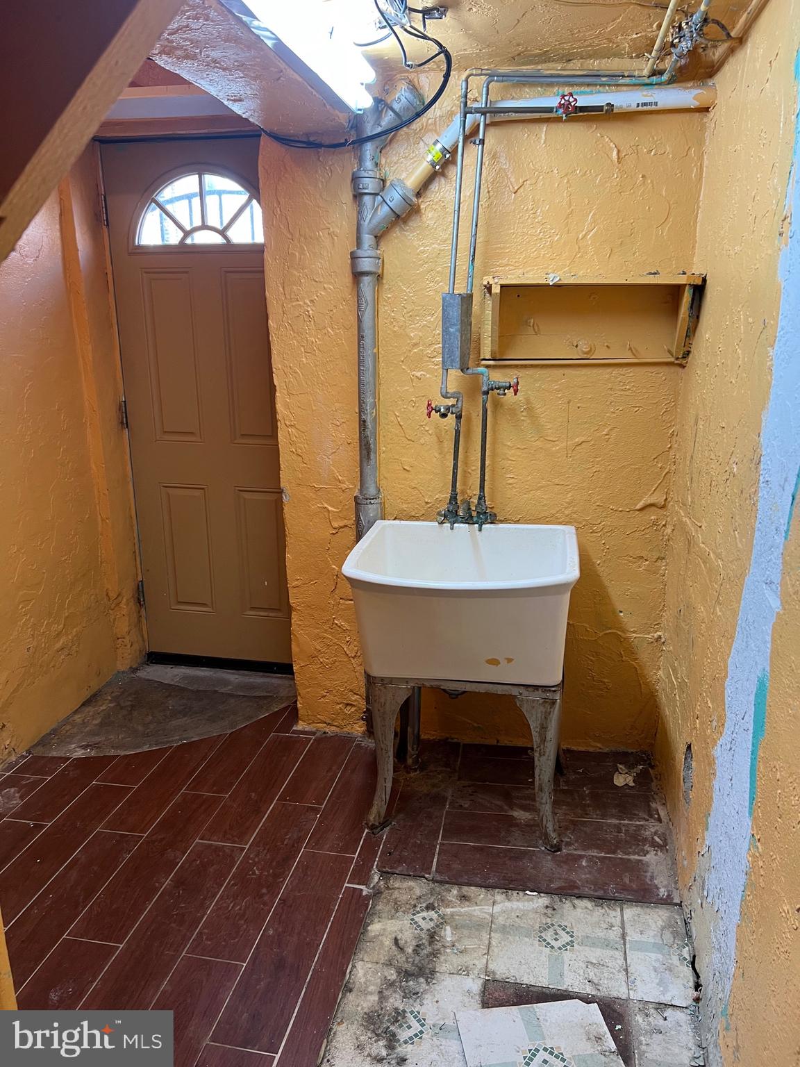 MAYFAIR - Residential