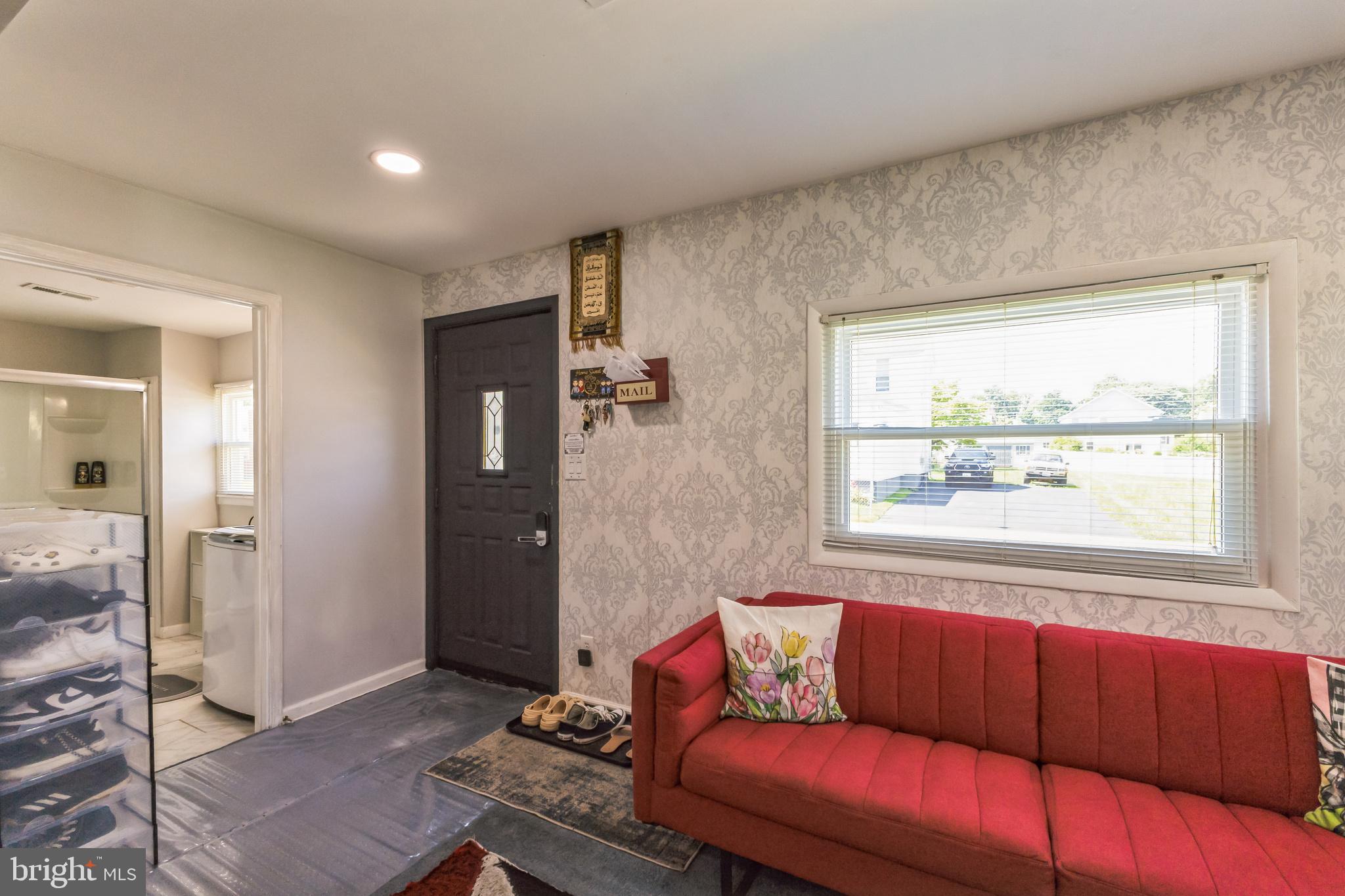 HILLCREST - Residential