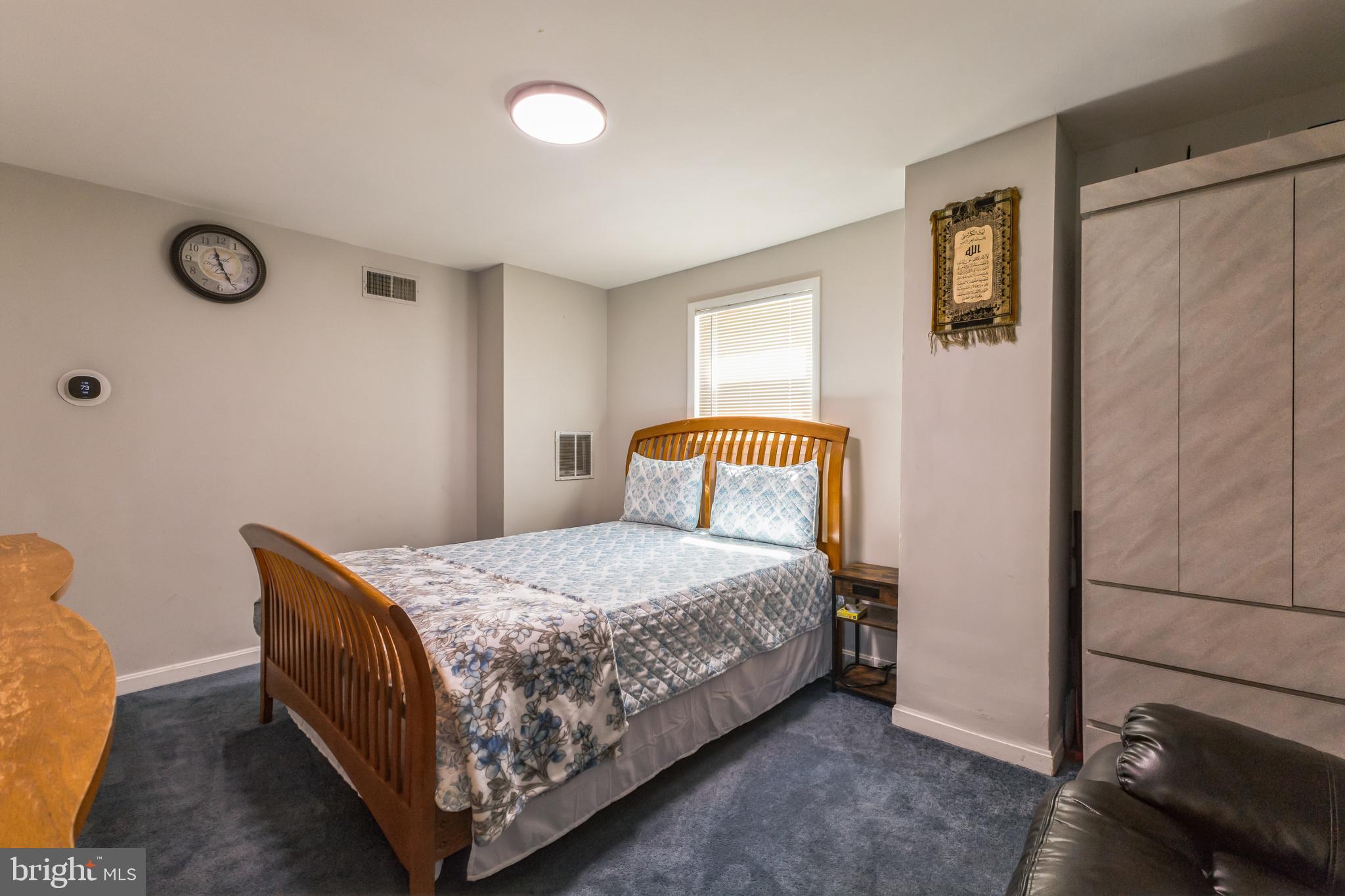 HILLCREST - Residential