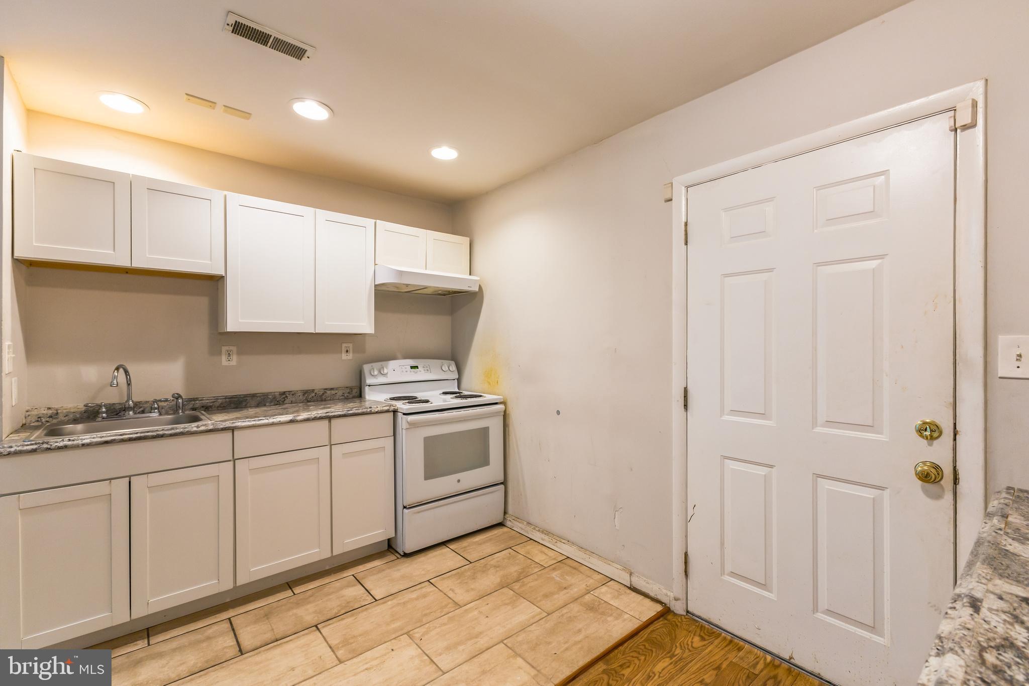 HILLCREST - Residential