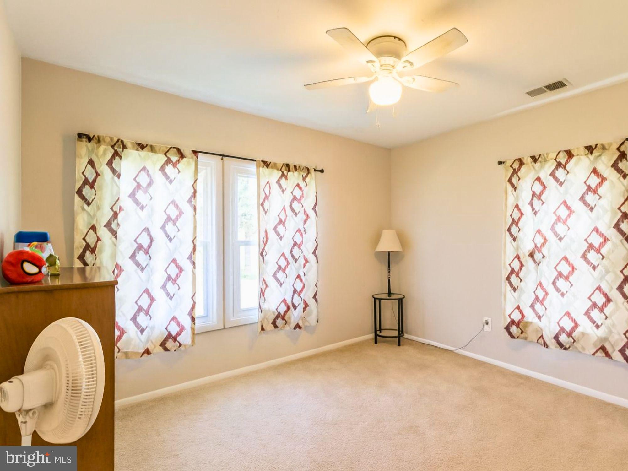 HILLCREST - Residential