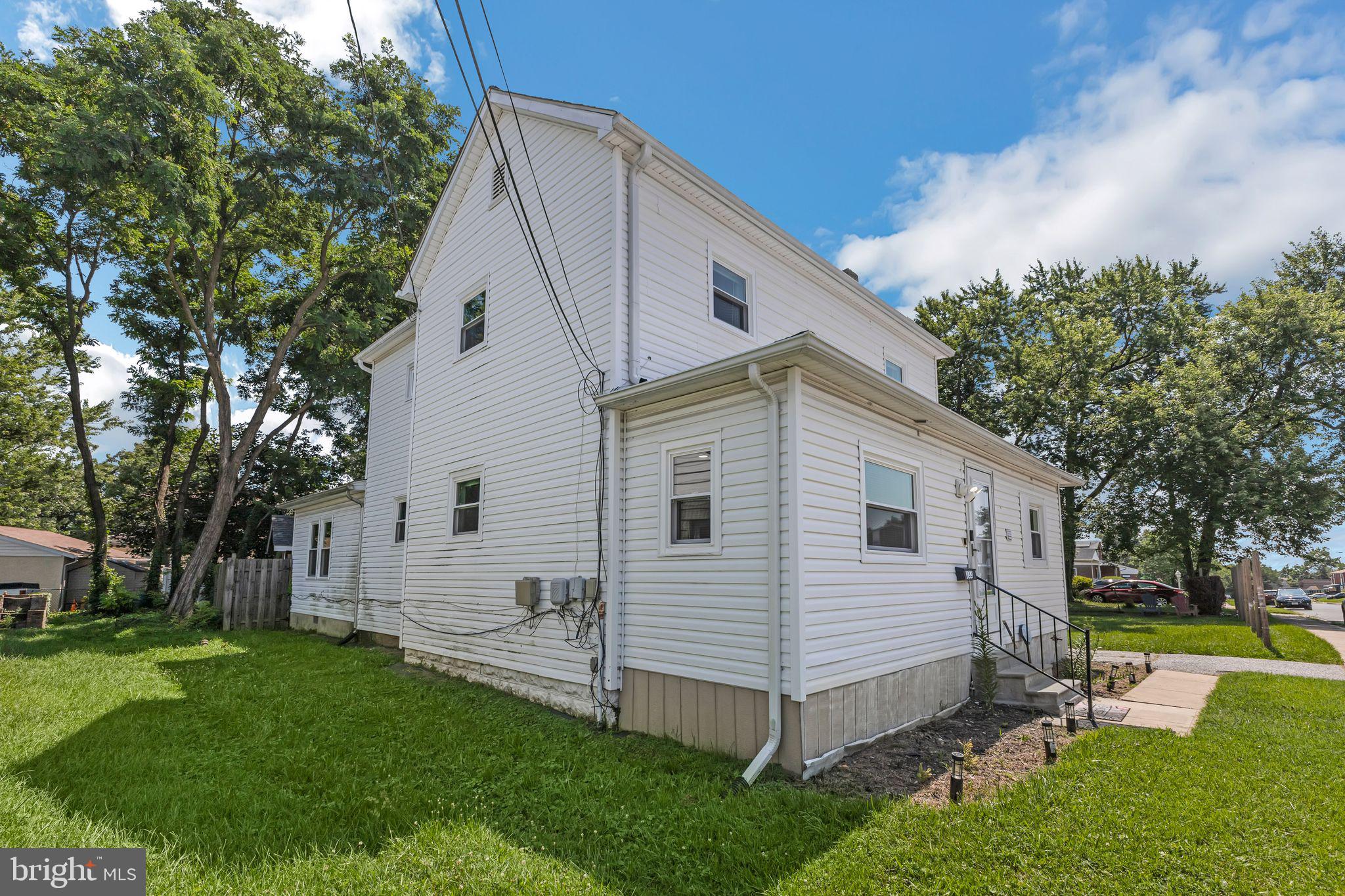 HILLCREST - Residential