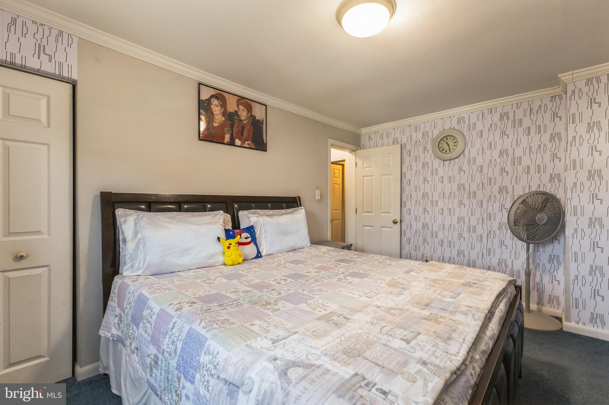 HILLCREST - Residential