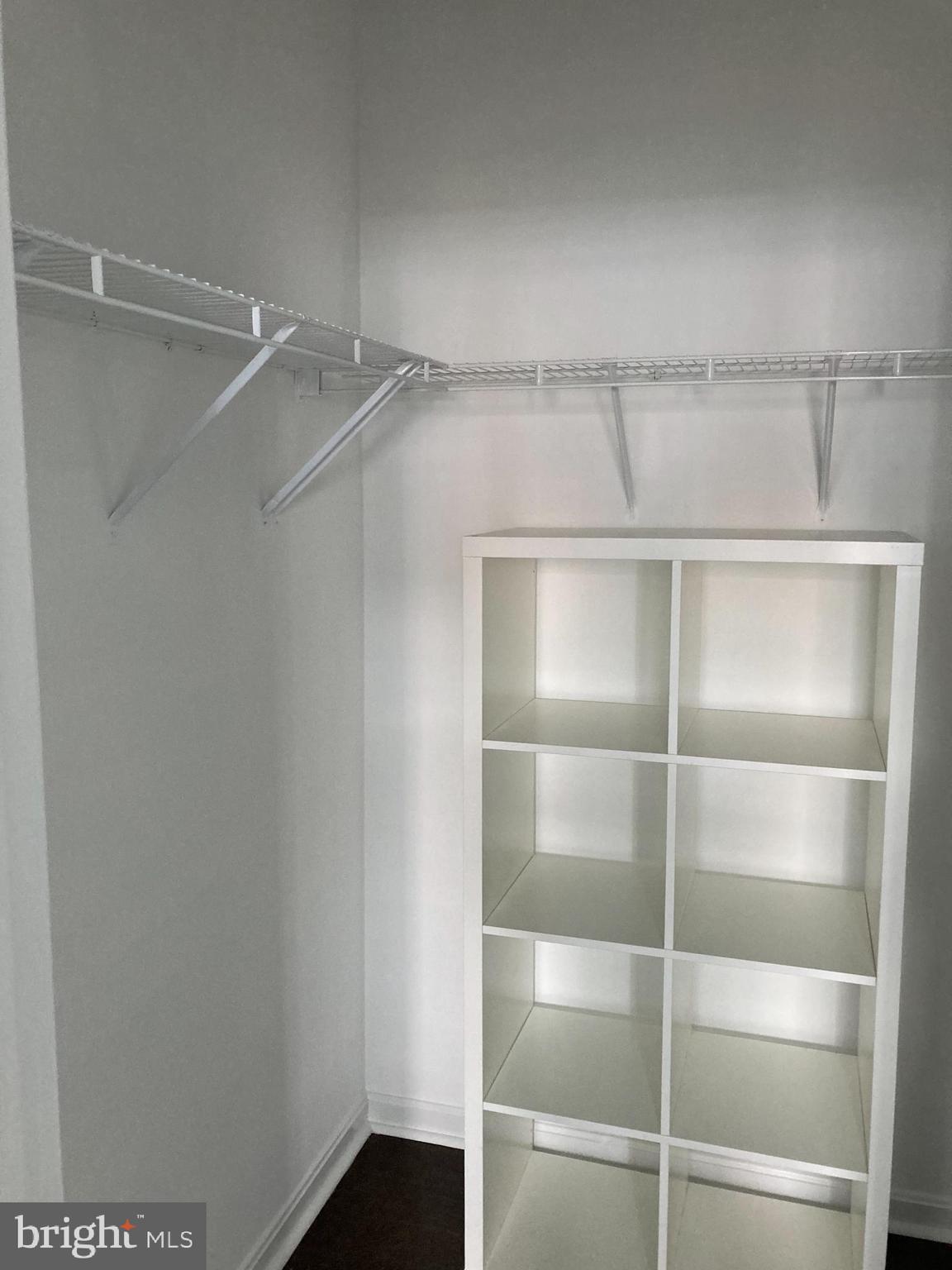 KING FARM WATKINS POND - Residential