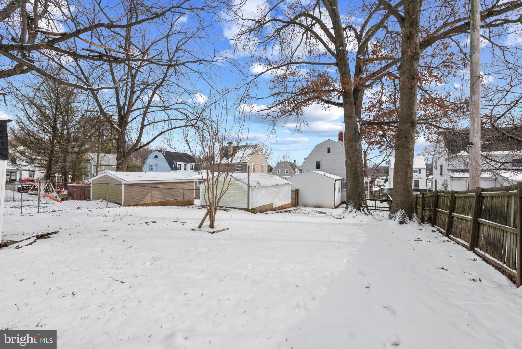 ABERDEEN HILLS - Residential