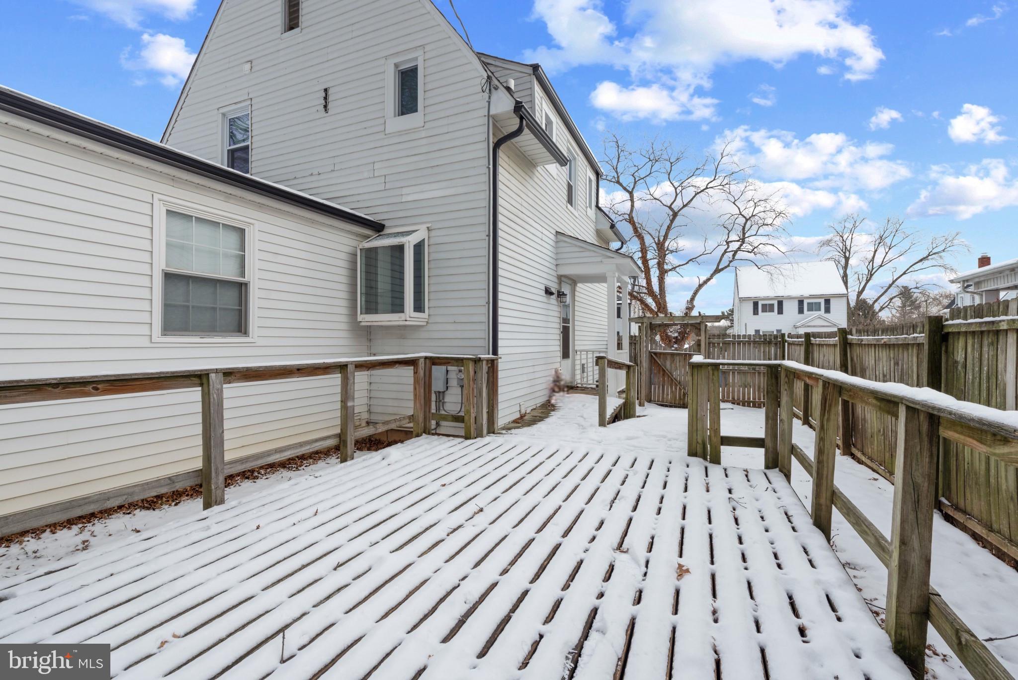 ABERDEEN HILLS - Residential