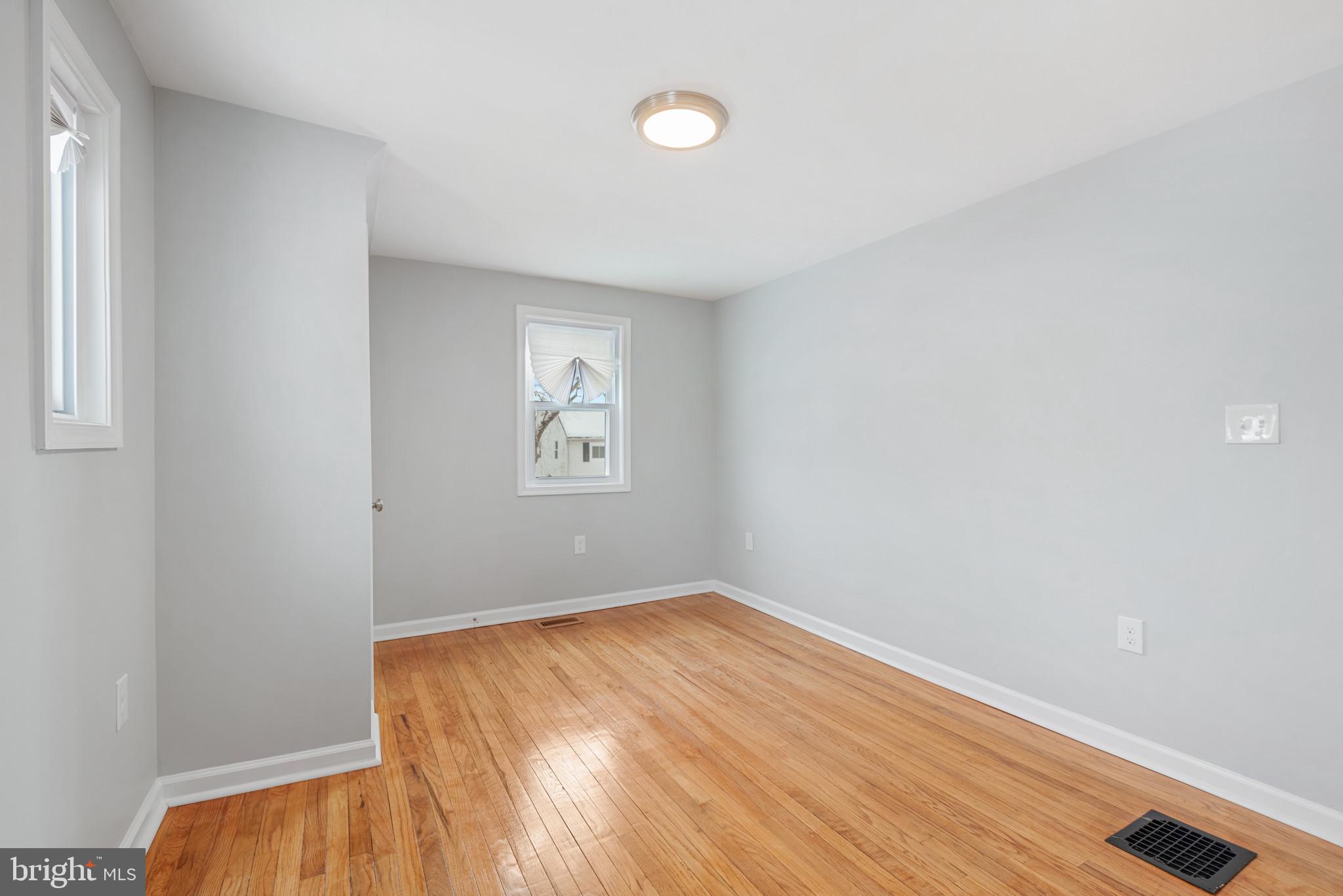 ABERDEEN HILLS - Residential