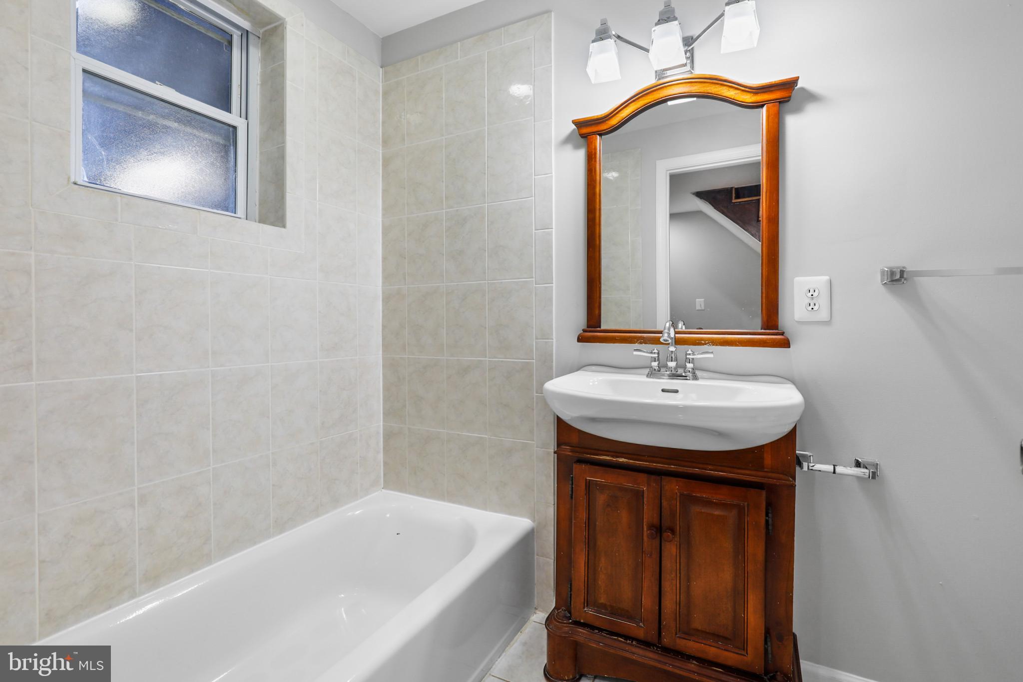 UPPER FELLS POINT - Residential Lease