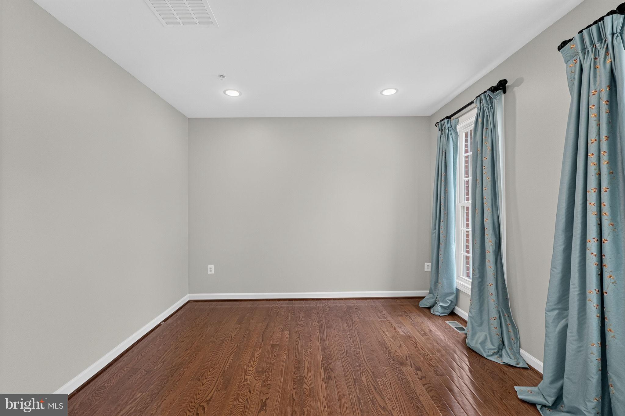 12500 TULIP TREE TERRACE