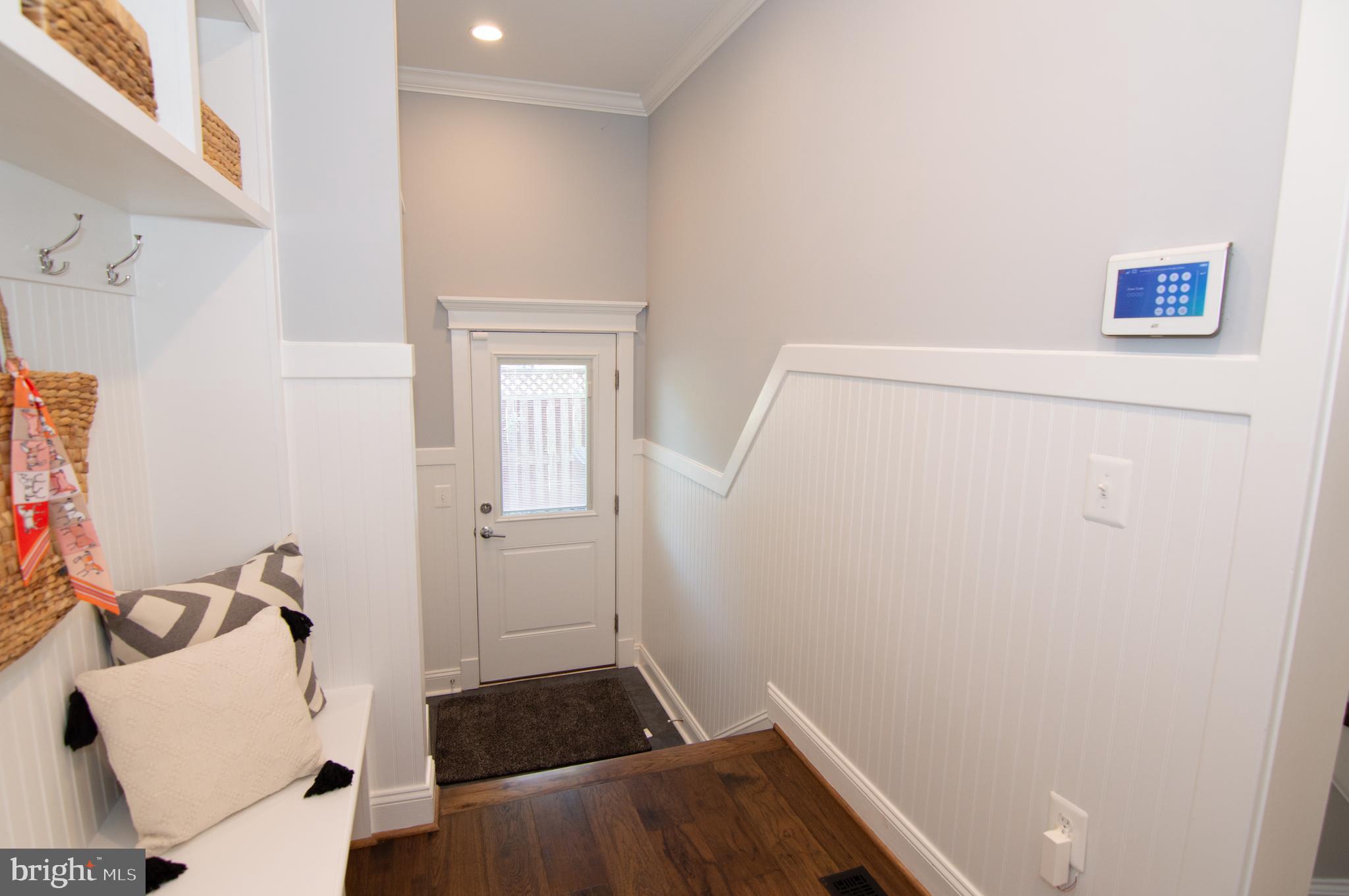 WEST VIENNA WOODS - Residential