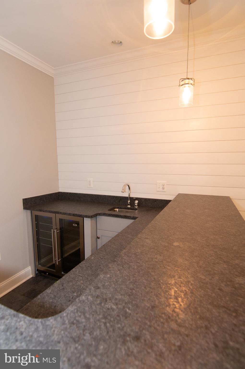 WEST VIENNA WOODS - Residential