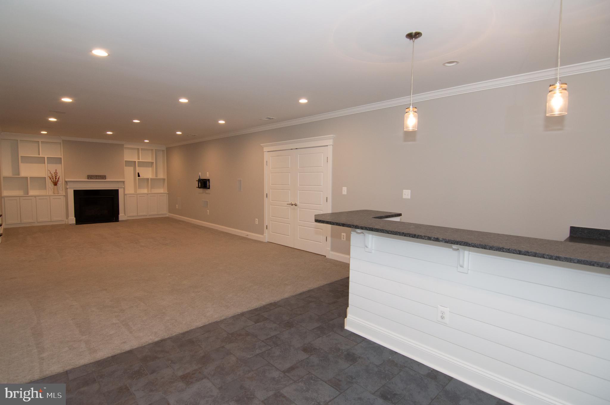 WEST VIENNA WOODS - Residential