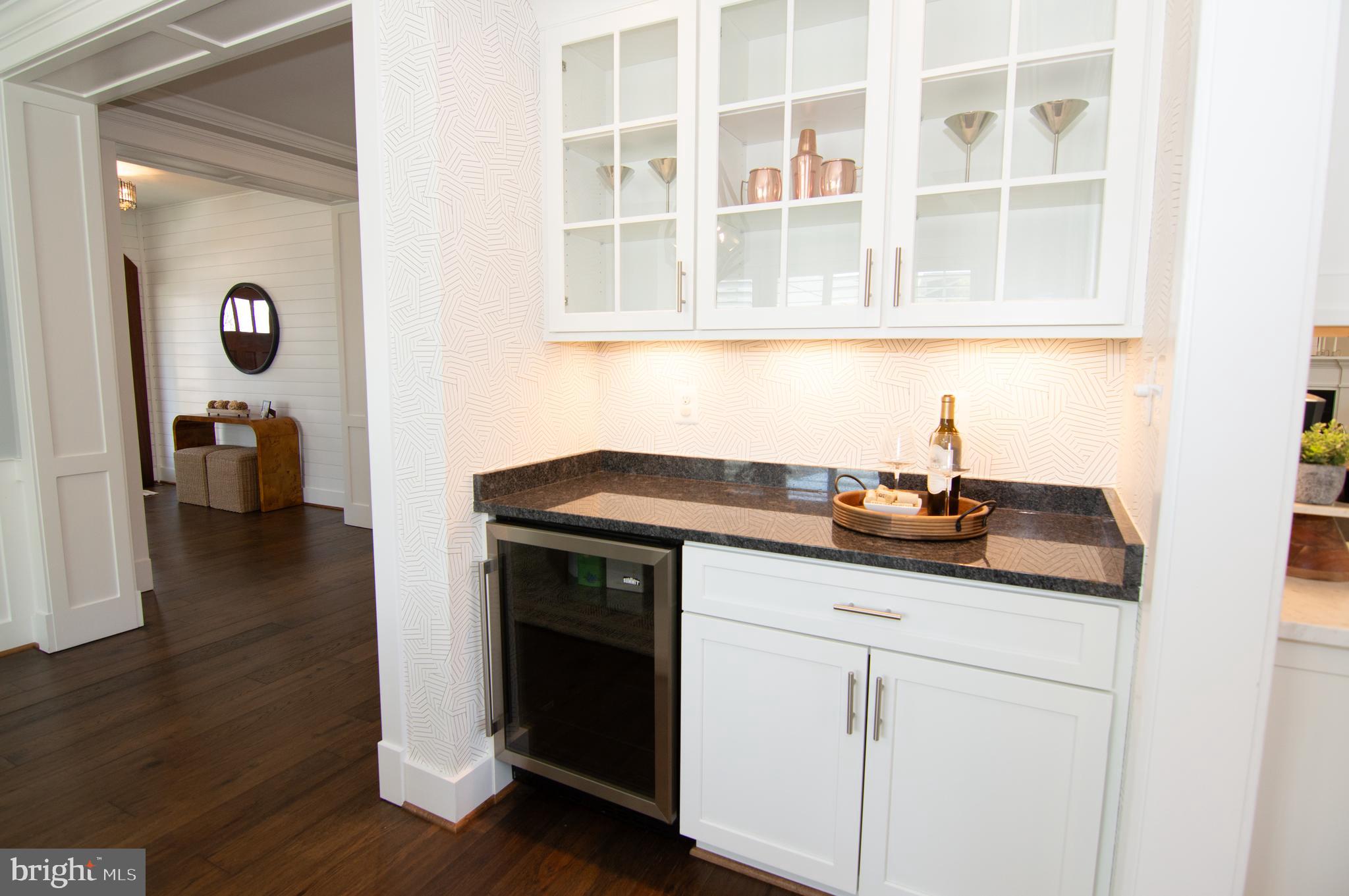 WEST VIENNA WOODS - Residential