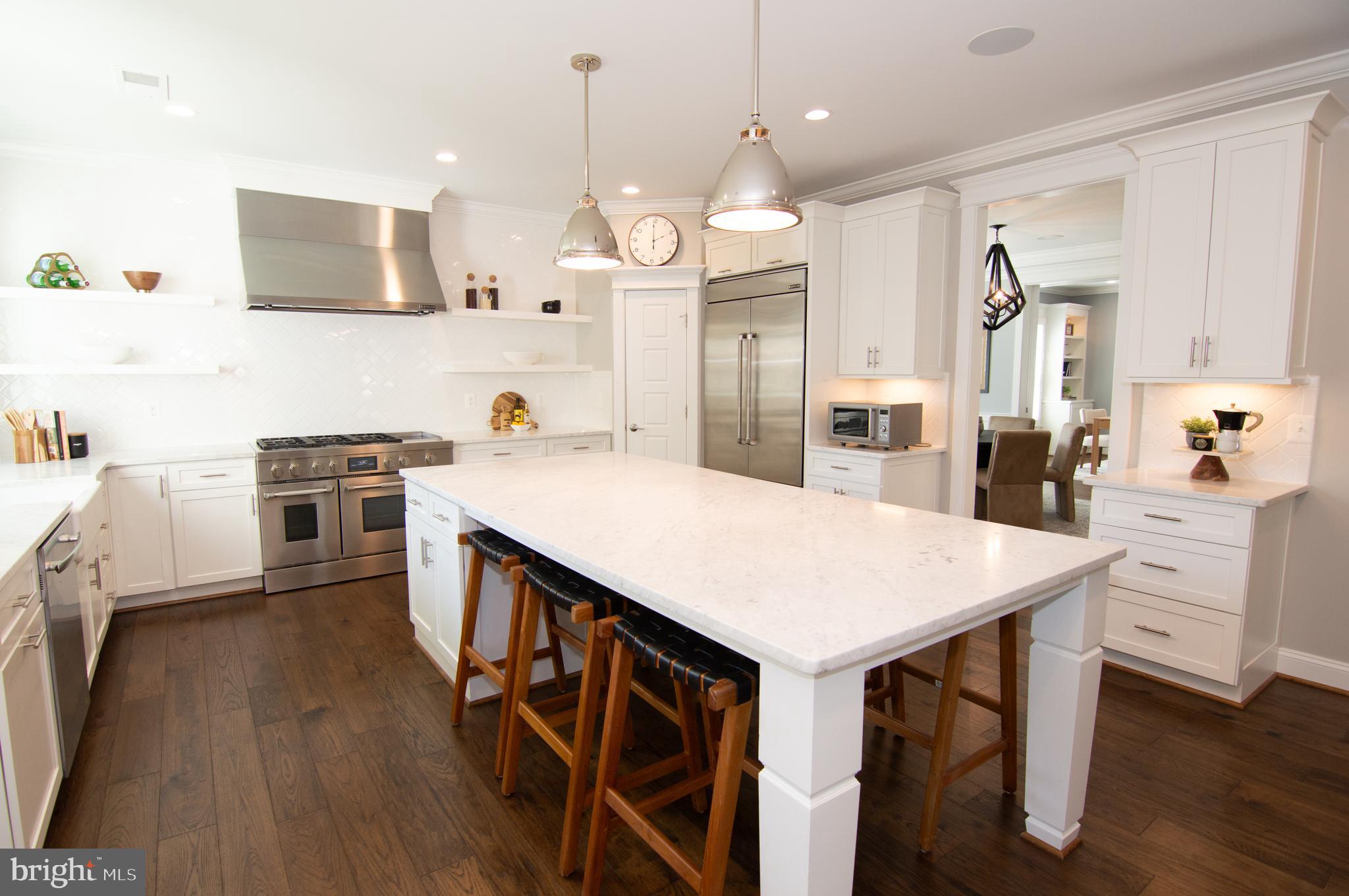 WEST VIENNA WOODS - Residential