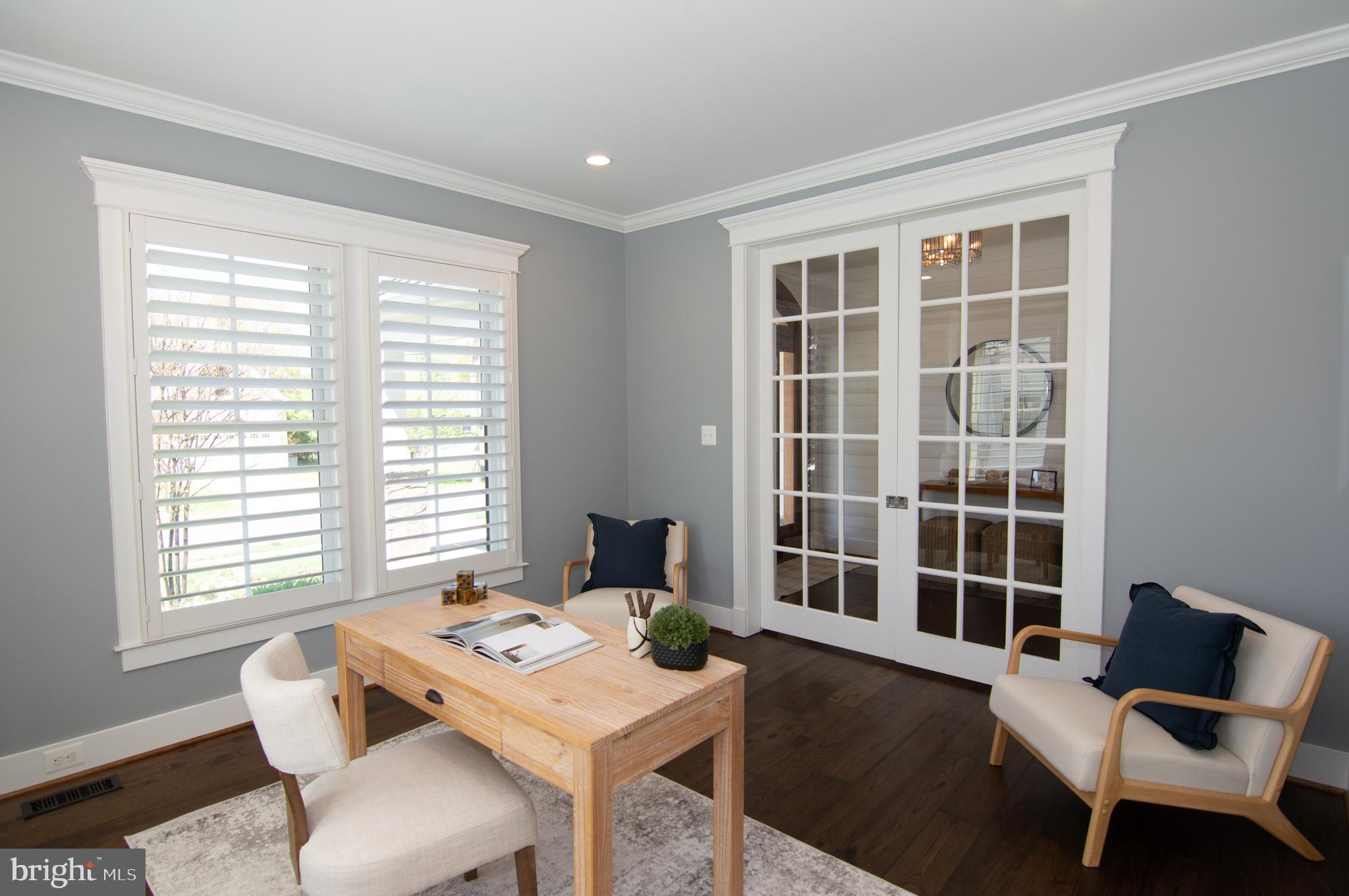 WEST VIENNA WOODS - Residential