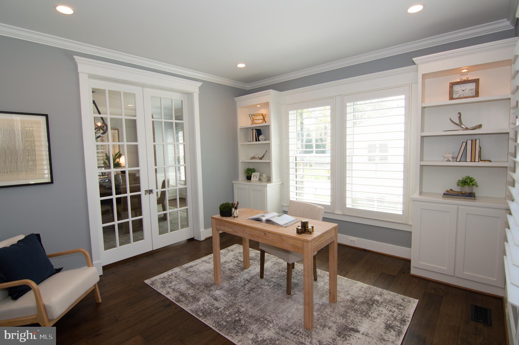 WEST VIENNA WOODS - Residential