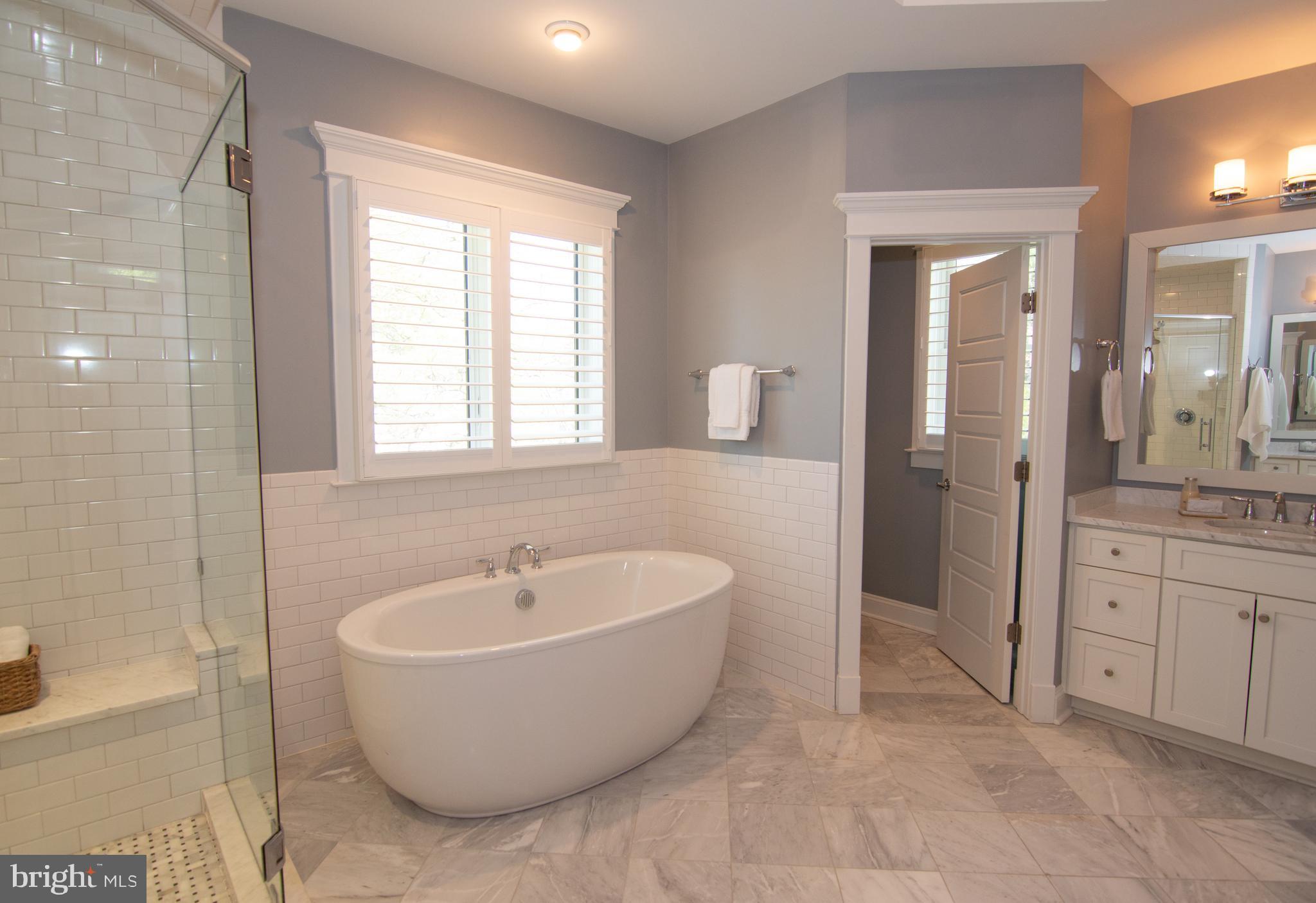 WEST VIENNA WOODS - Residential