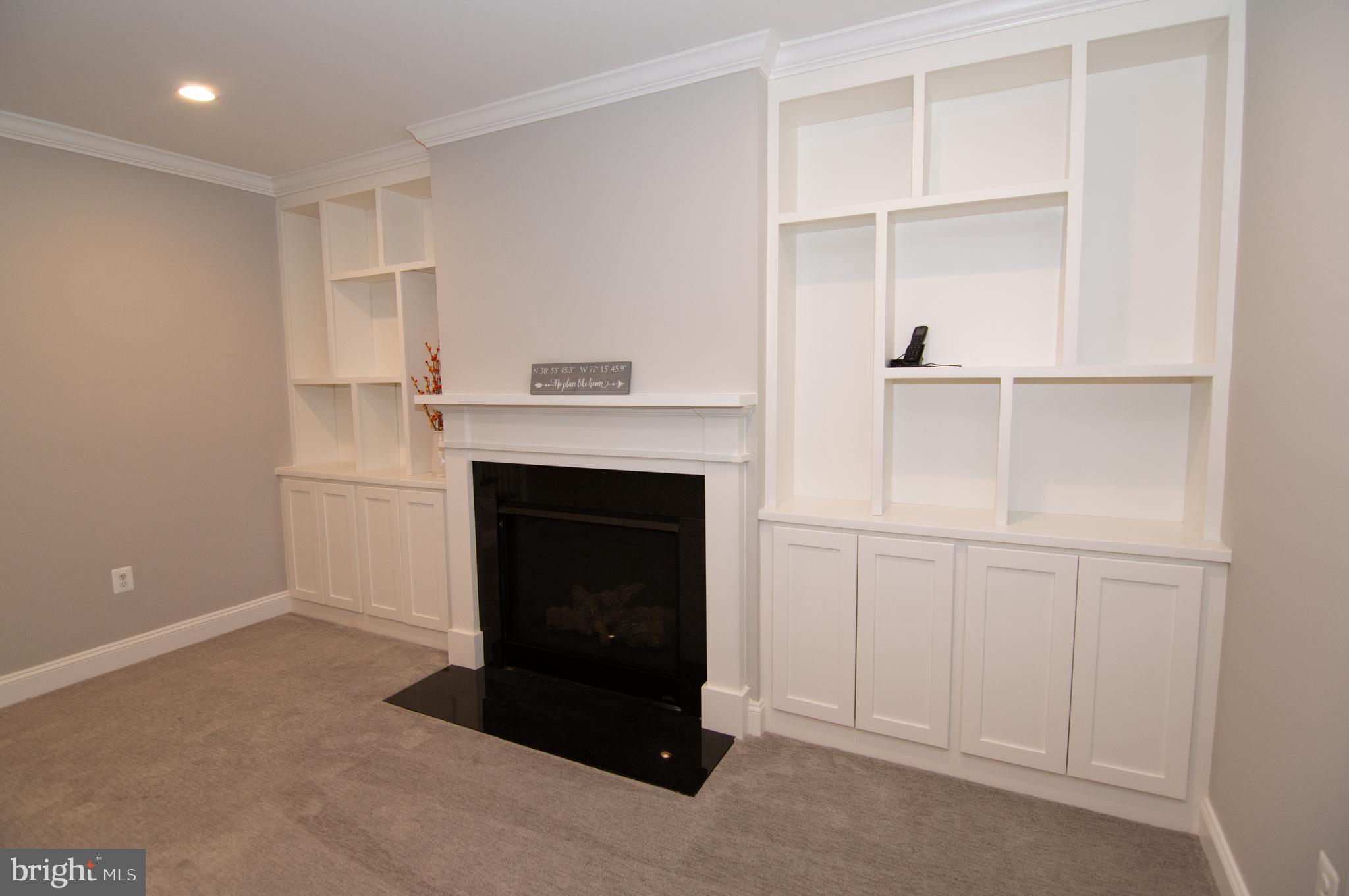 WEST VIENNA WOODS - Residential